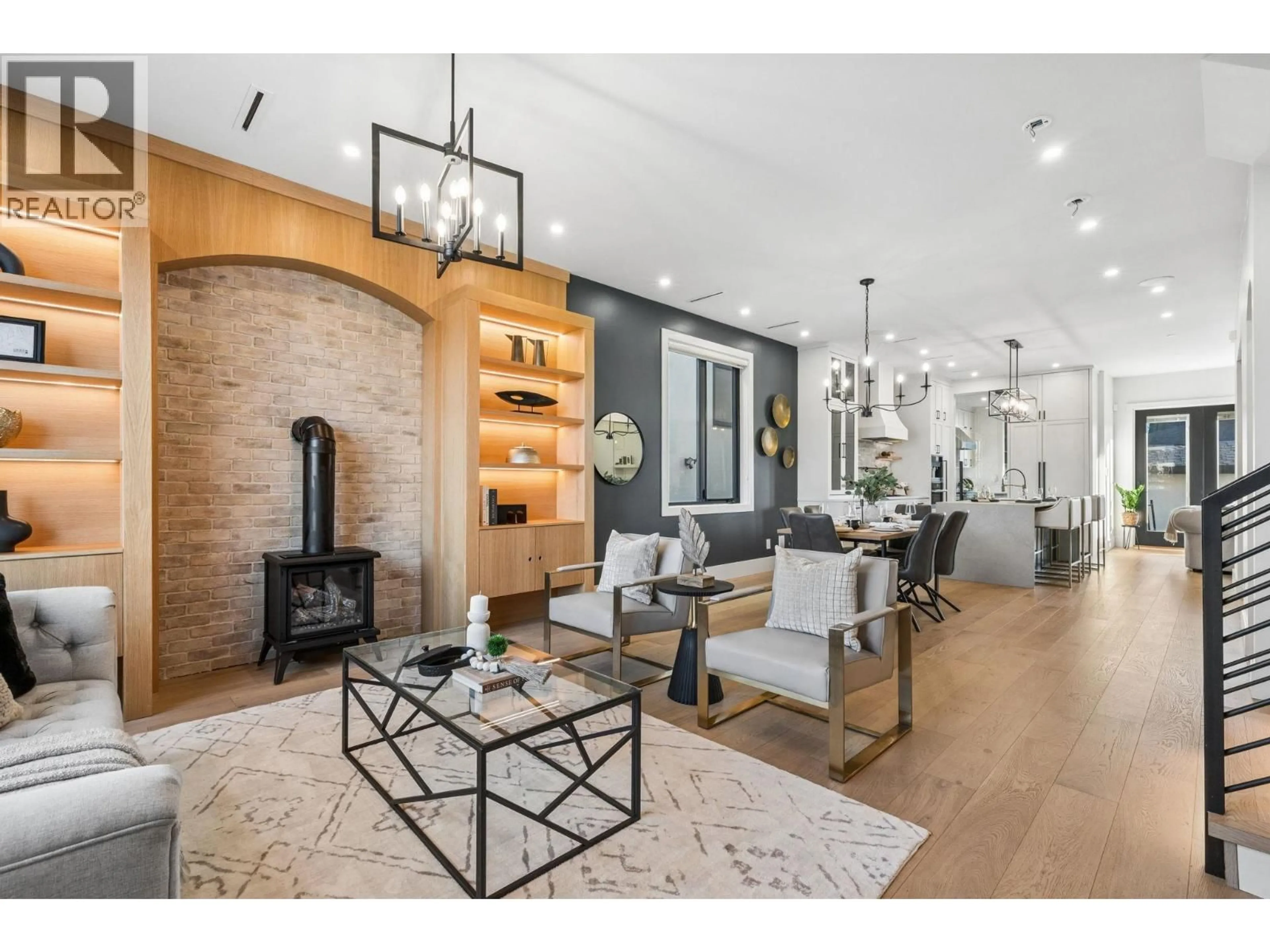 Living room with furniture, unknown for 4096 UNION STREET, Burnaby British Columbia V5C2W8