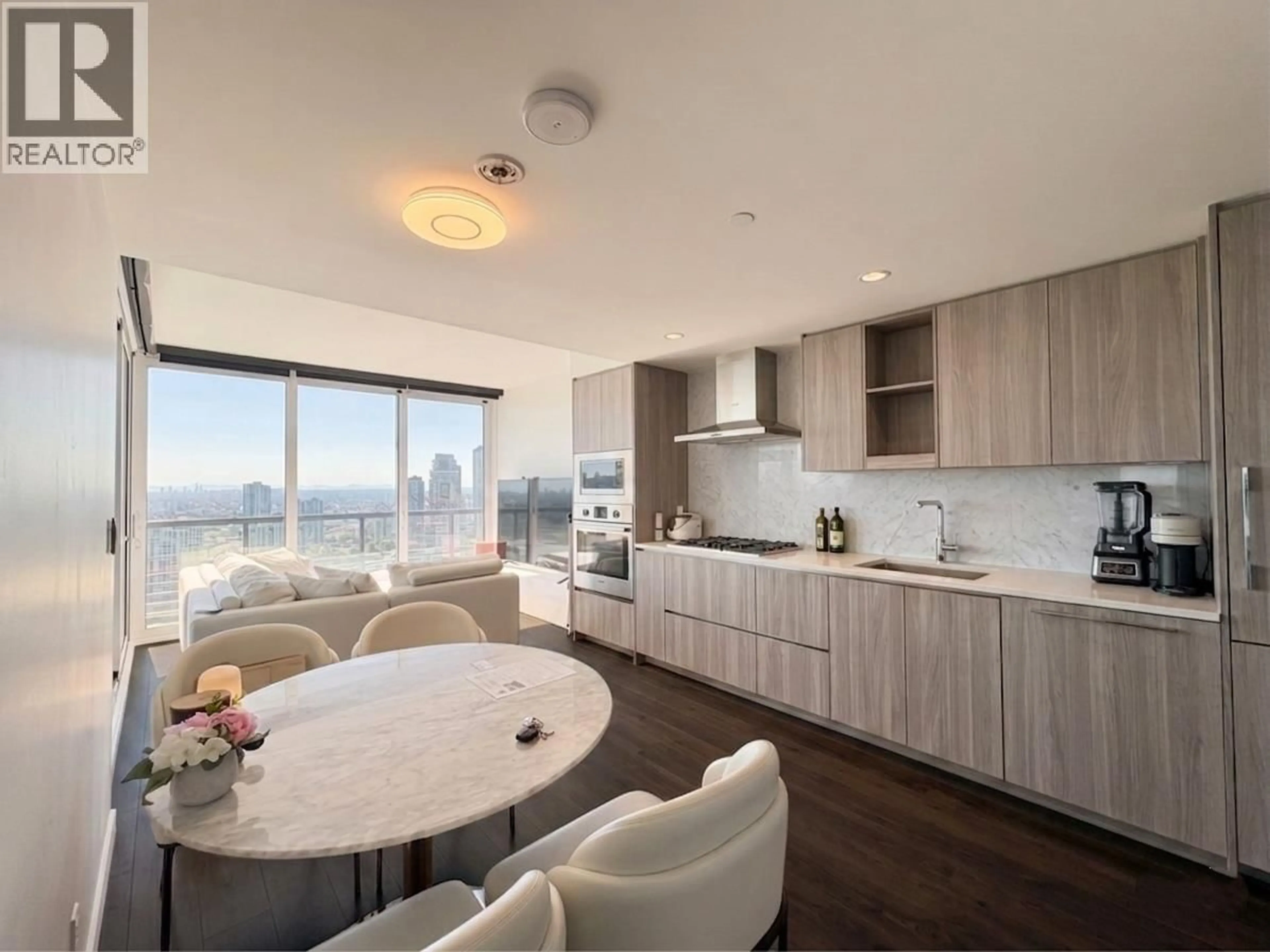 Unknown for 3211 - 4720 LOUGHEED HIGHWAY, Burnaby British Columbia V5C0M8