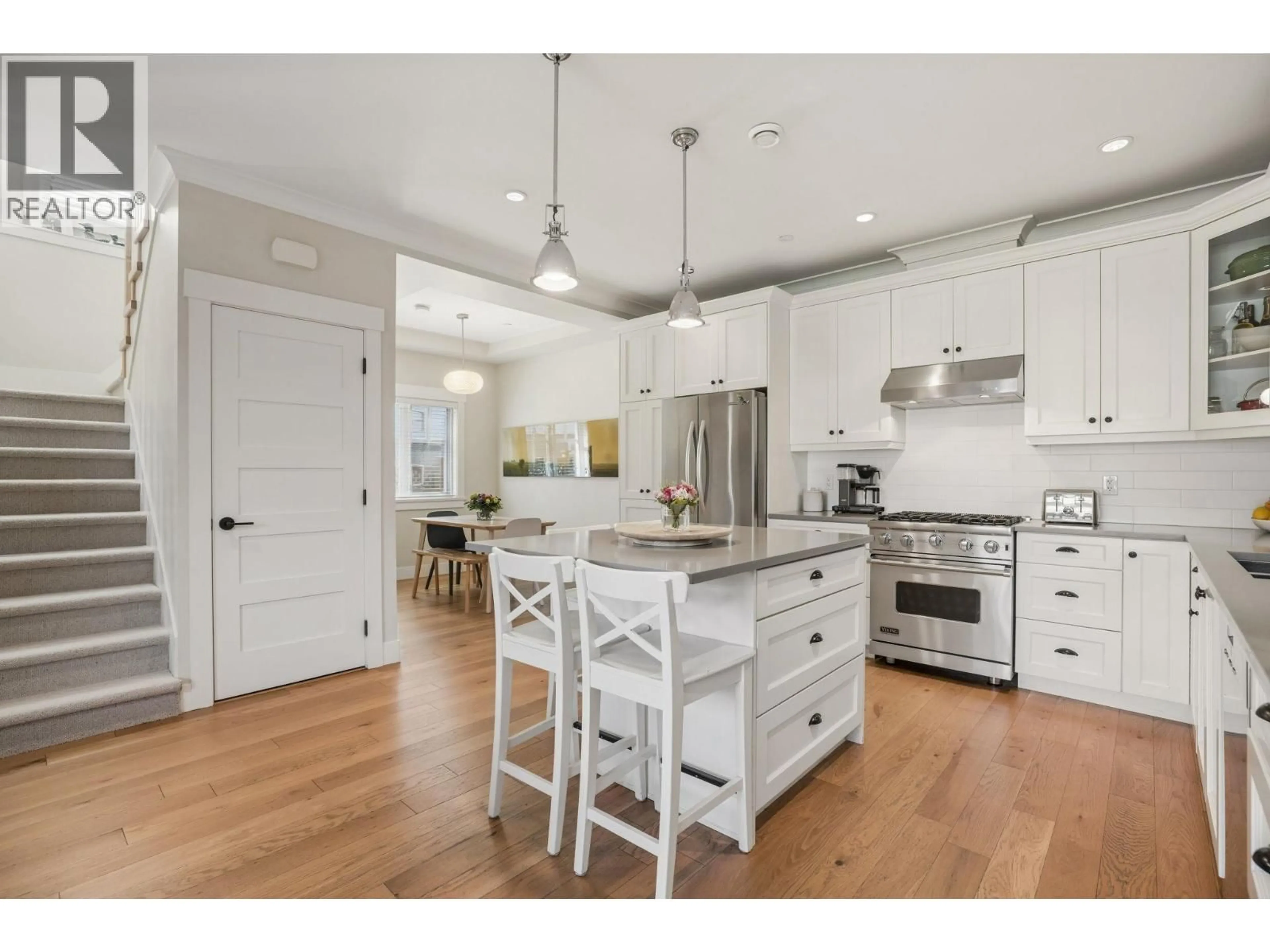 Open concept kitchen, unknown for 947 21ST AVENUE, Vancouver British Columbia V5V1S4