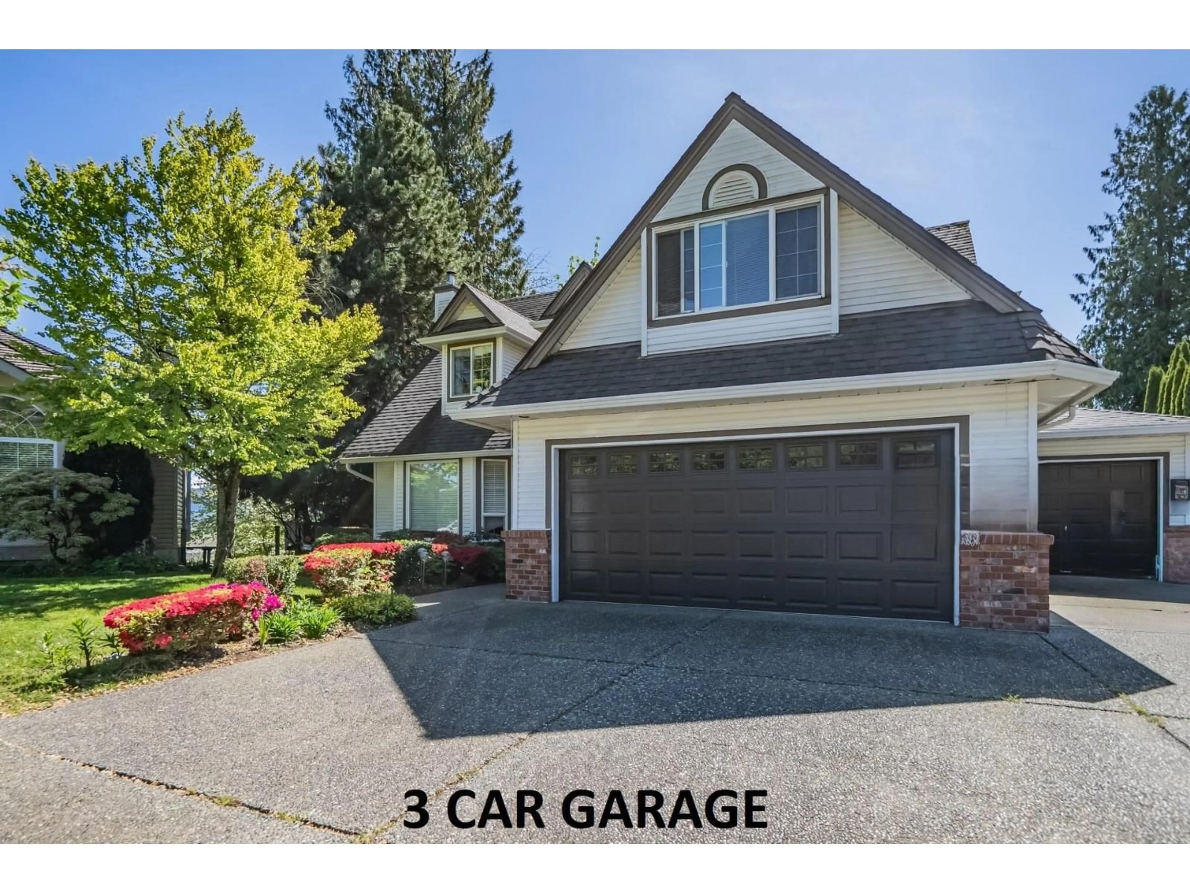 Indoor garage for 2523 COUNTRY COURT, Abbotsford British Columbia V3G1M1