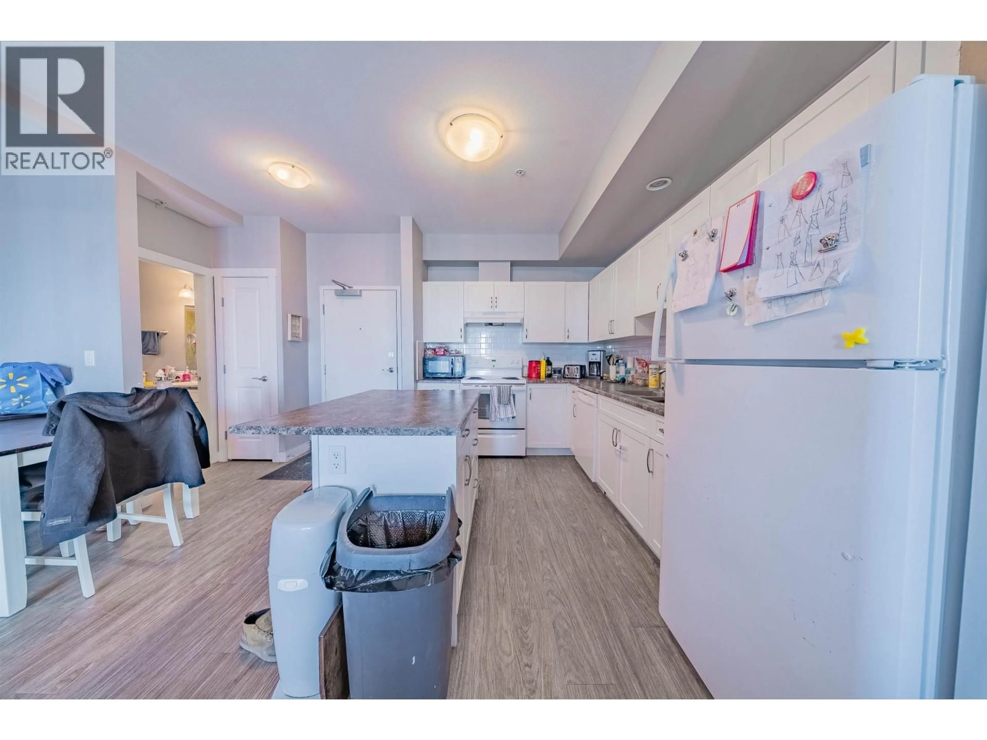 Open concept kitchen, unknown for 410 - 10307 112 STREET, Fort St. John British Columbia V1J0N6