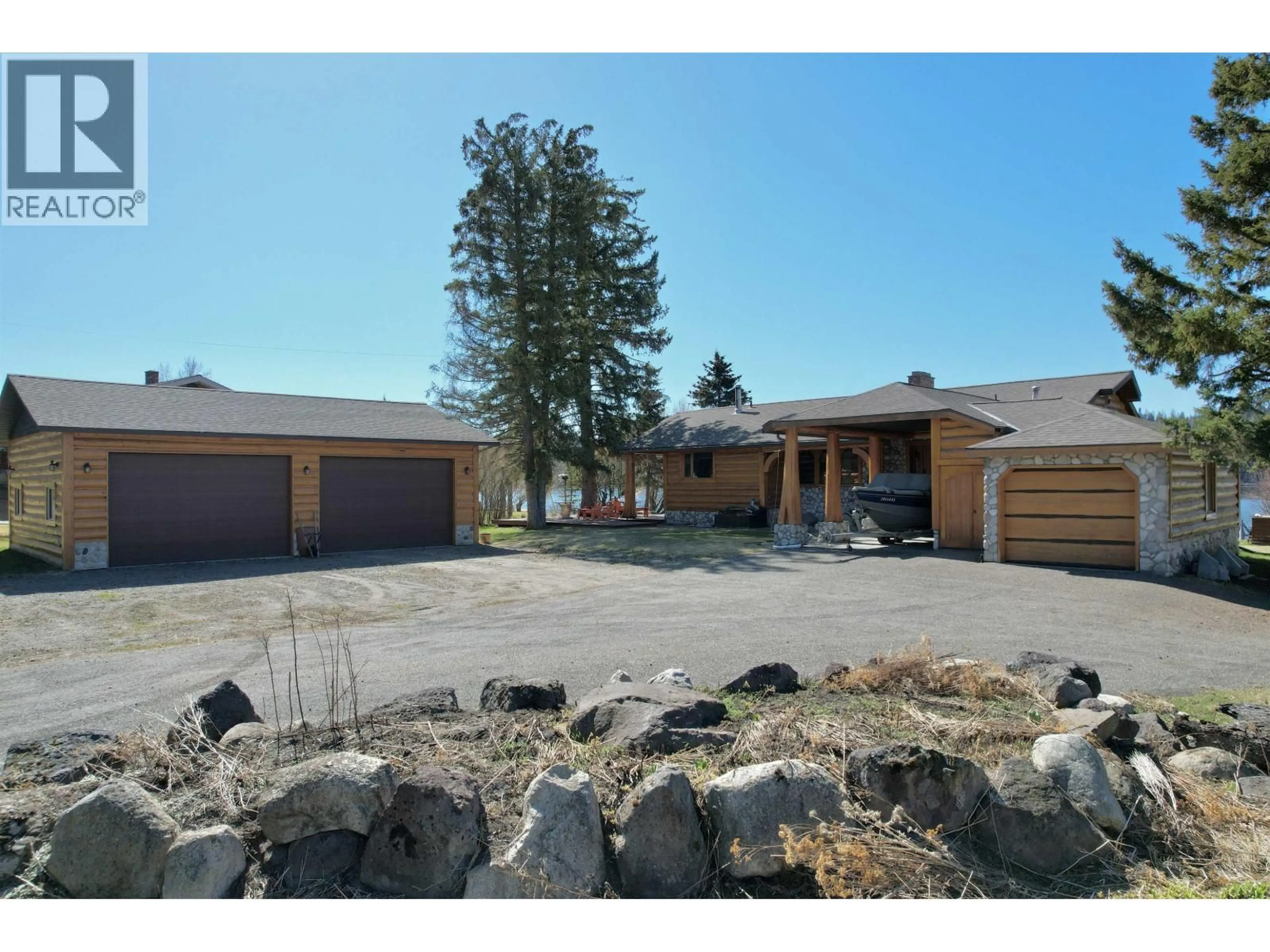 Unknown for 6126 LAKESHORE DRIVE, 100 Mile House British Columbia V0K2E3