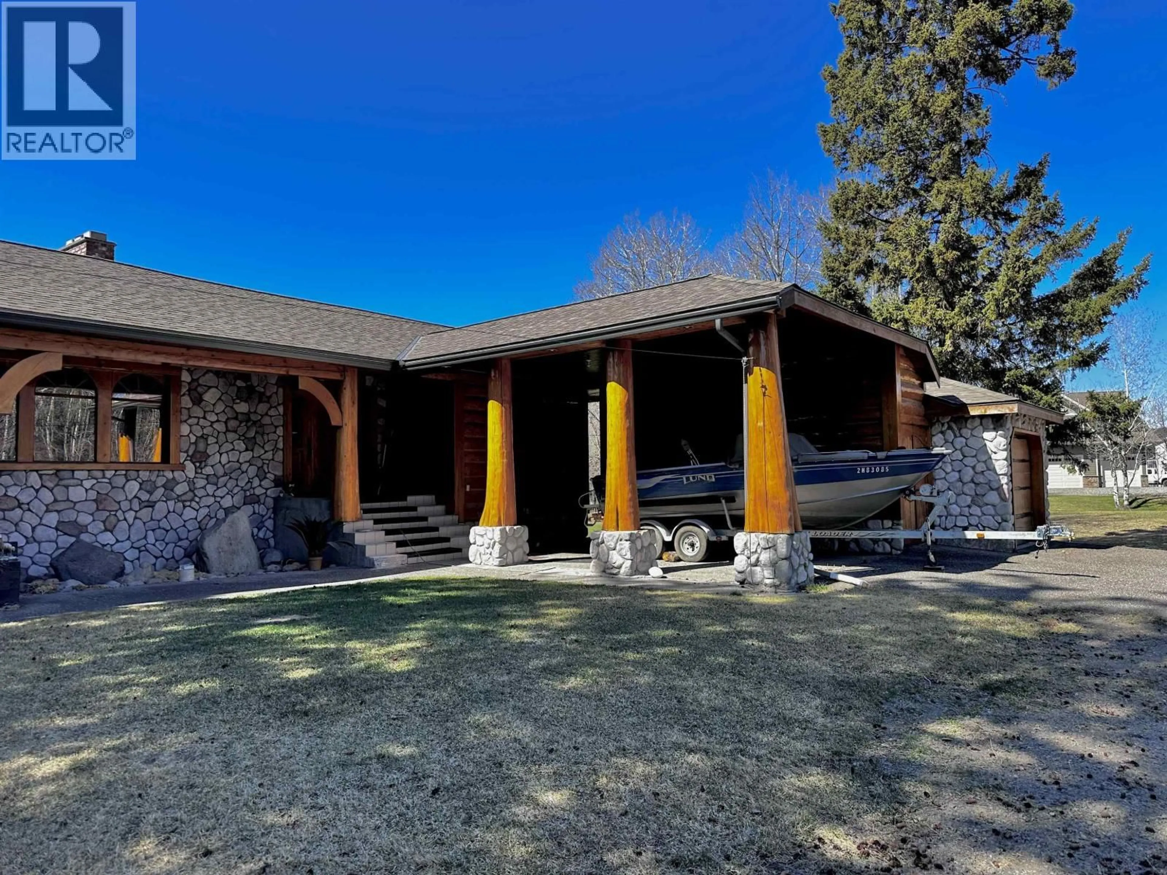 Patio, mountain view for 6126 LAKESHORE DRIVE, 100 Mile House British Columbia V0K2E3