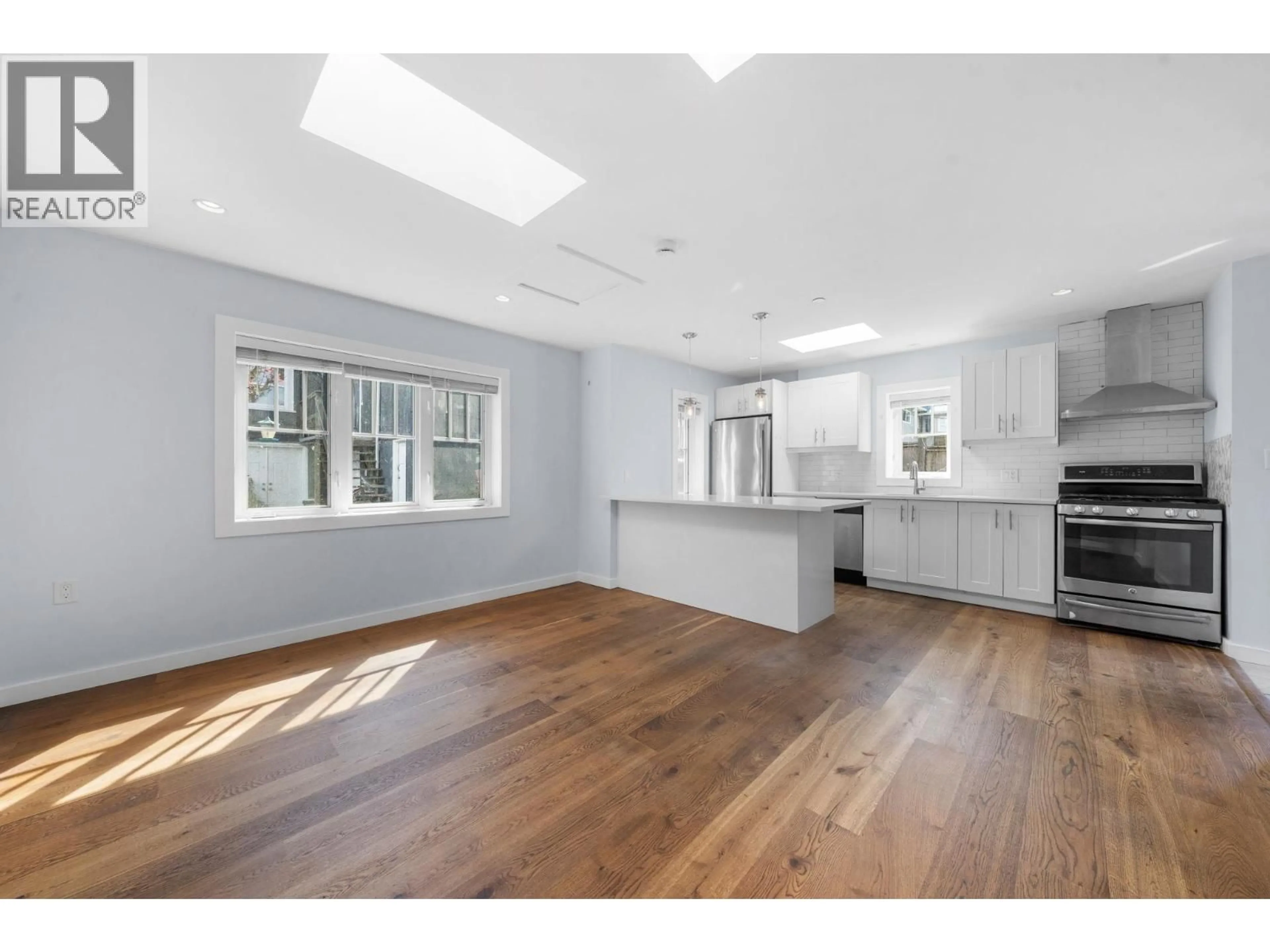 Open concept kitchen, unknown for 339 41ST AVENUE, Vancouver British Columbia V5W1N9