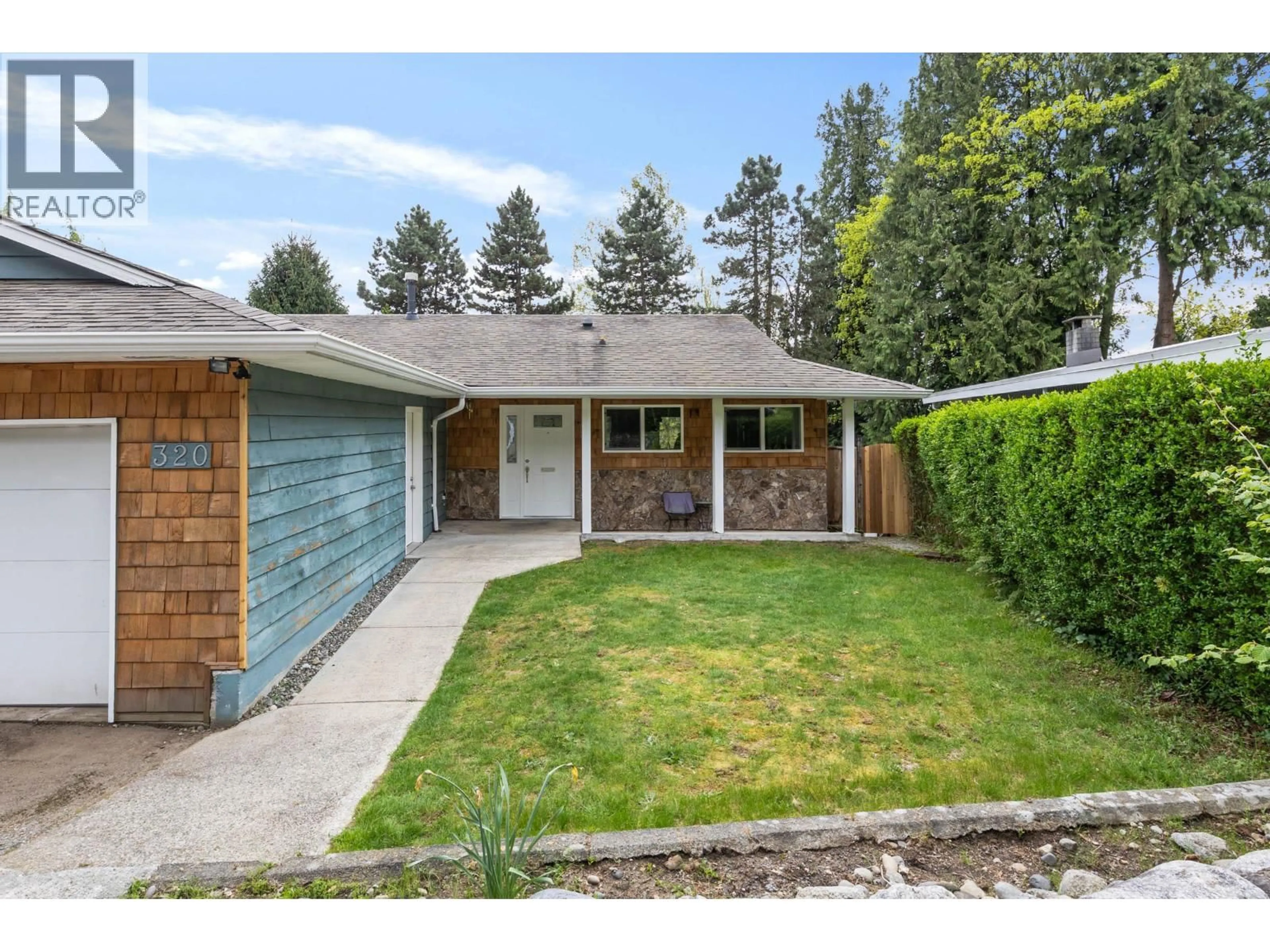 Unknown for 320 GLOUCESTER COURT, Coquitlam British Columbia V3K5S5