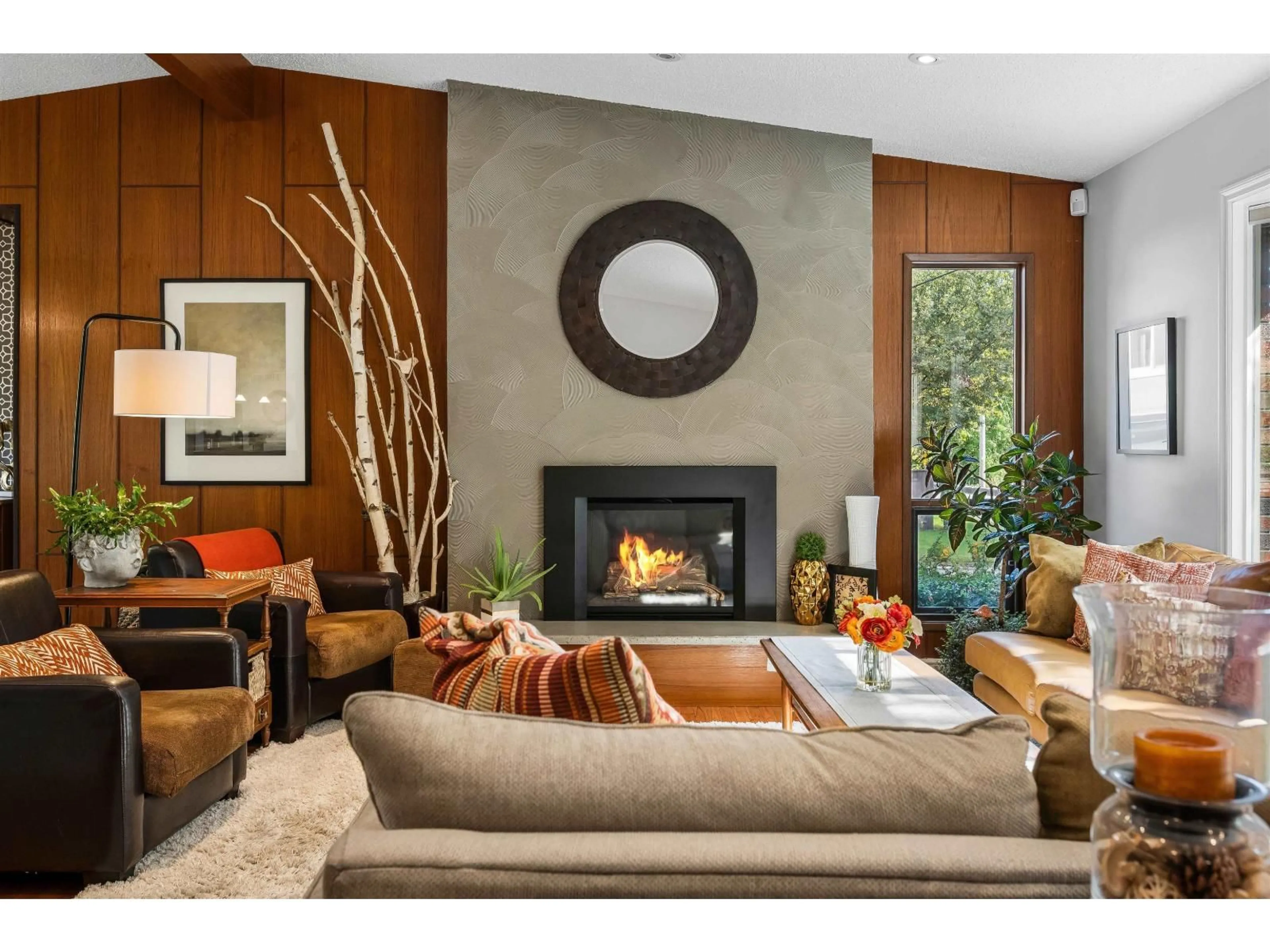 Living room with furniture, unknown for 46395 HOPE RIVER ROAD, Chilliwack British Columbia V2P3P4