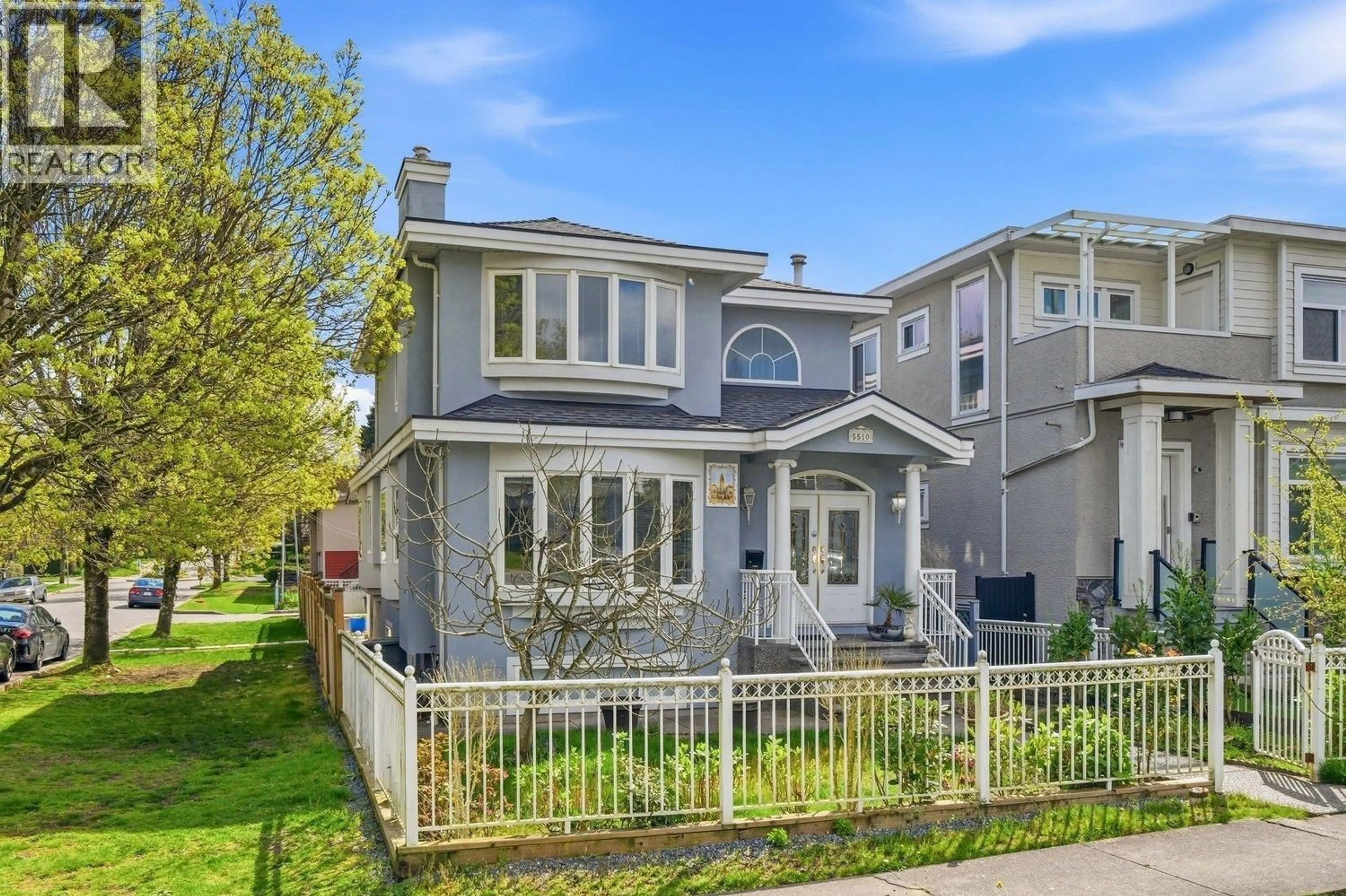 Home with vinyl exterior material, street for 5510 LANARK STREET, Vancouver British Columbia V5P2Y3