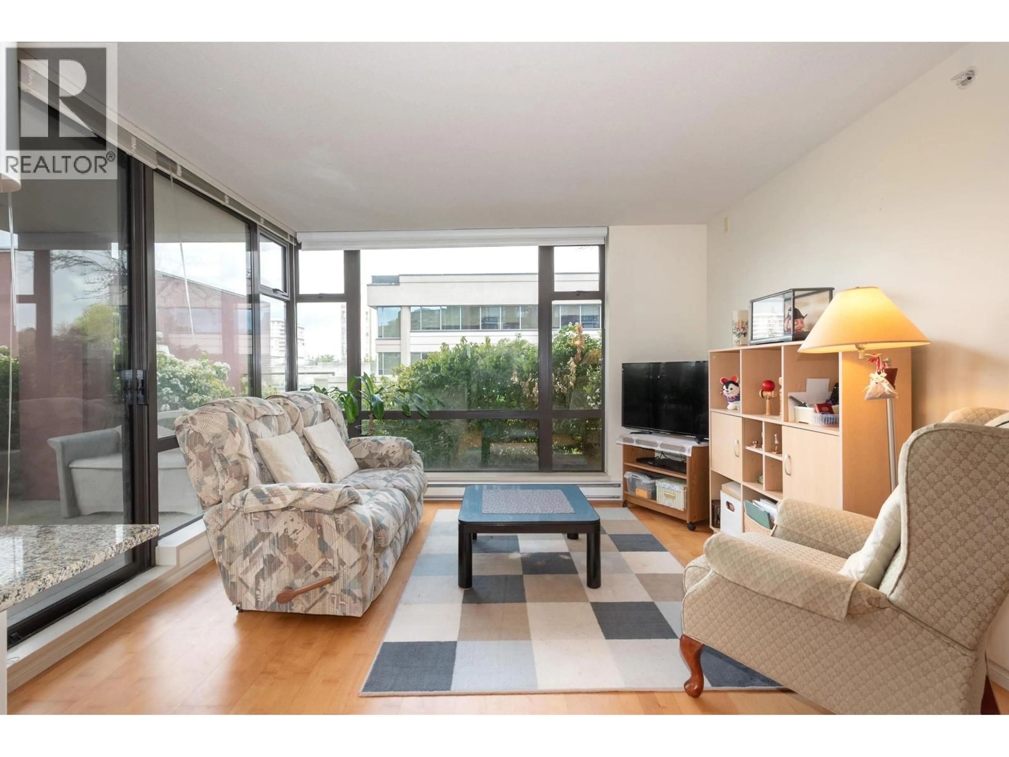 Living room with furniture, unknown for 409 - 5933 COONEY ROAD, Richmond British Columbia V6X4H3