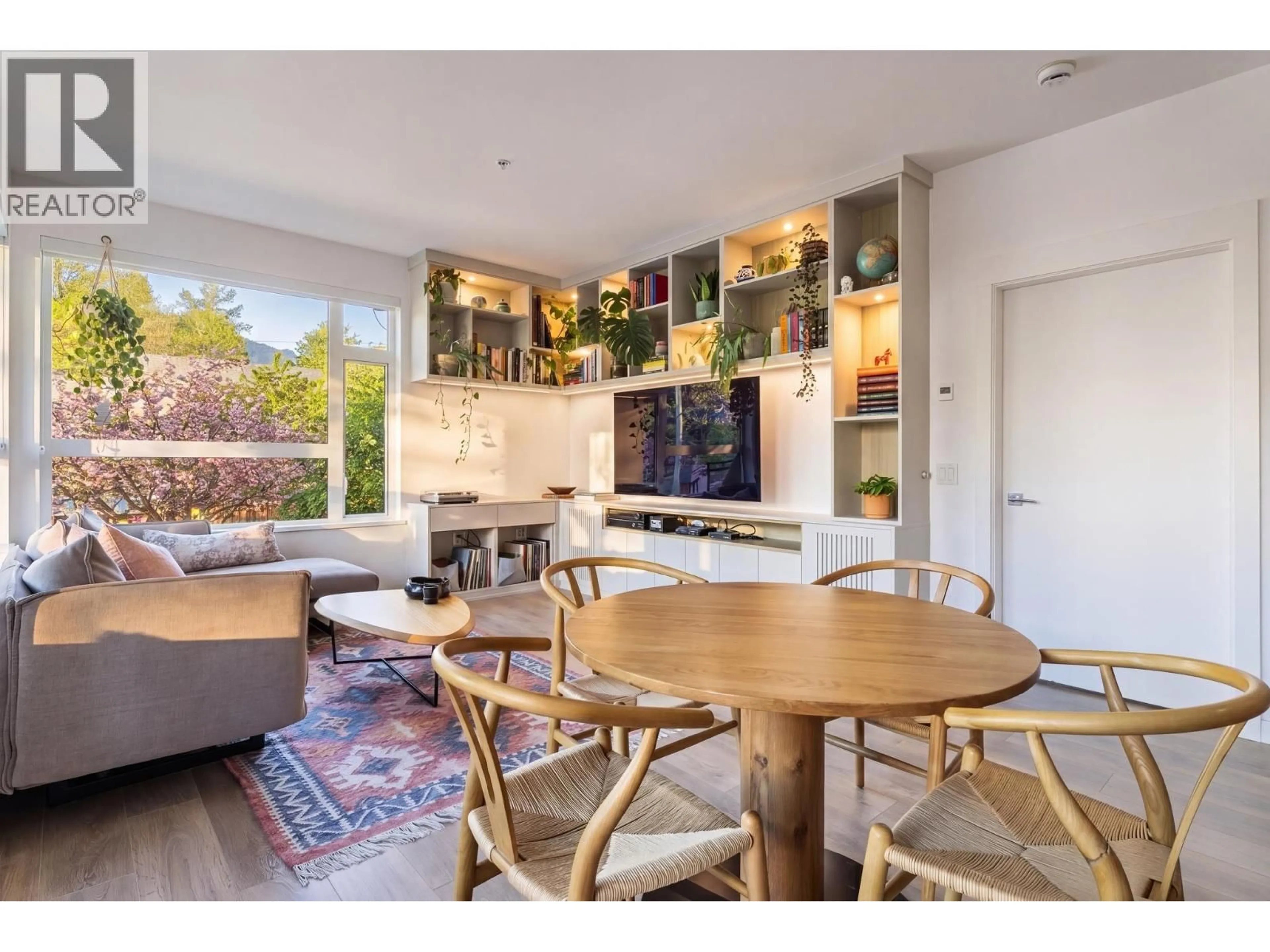 Unknown for 107 - 715 15TH STREET, North Vancouver British Columbia V7M1T2