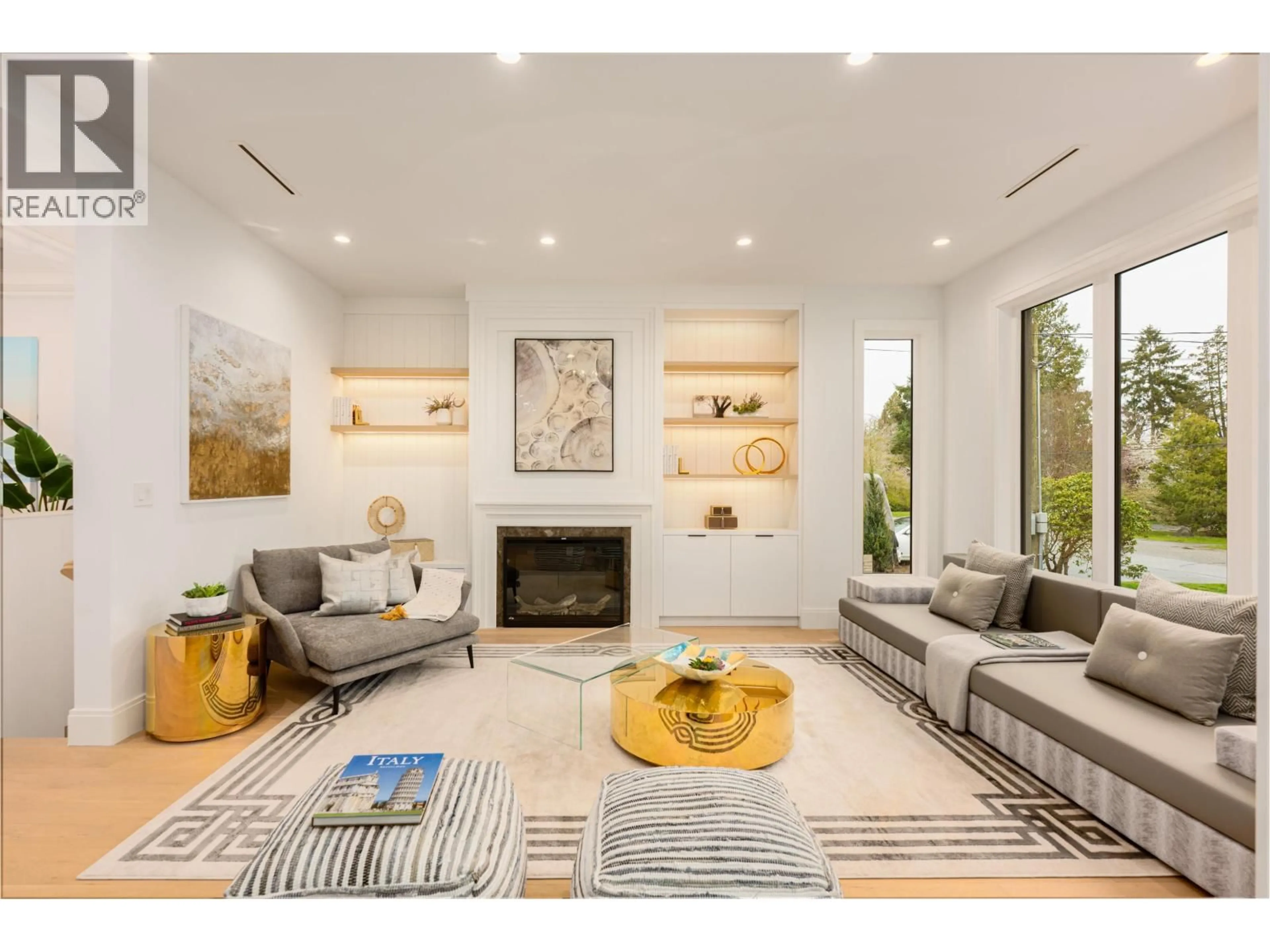 Living room with furniture, unknown for 1493 55 STREET, Delta British Columbia V4M3K4