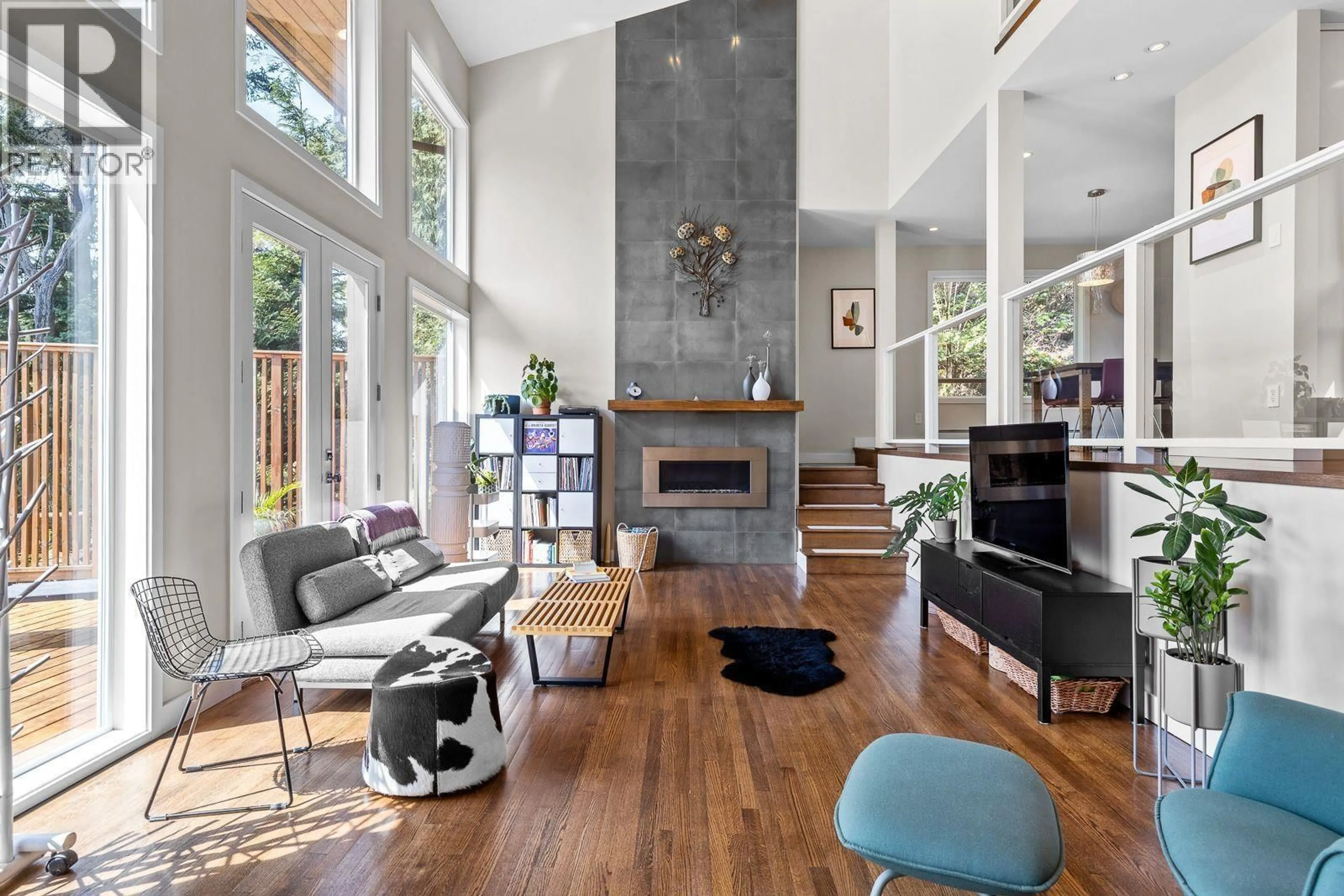 Living room with furniture, unknown for 6965 MARINE DRIVE, West Vancouver British Columbia V7W2T4