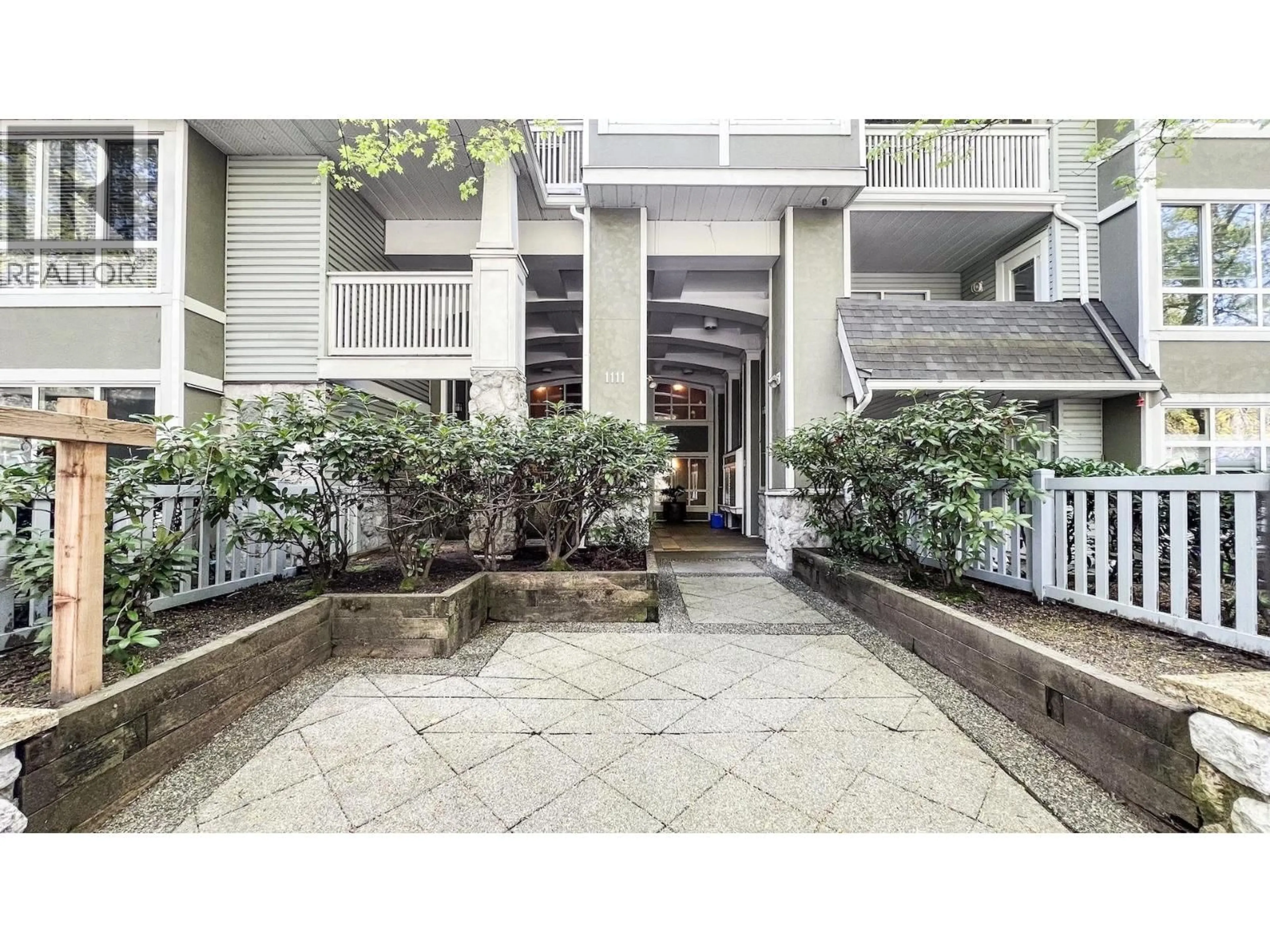 Unknown for 306 - 1111 LYNN VALLEY ROAD, North Vancouver British Columbia V7J3V4