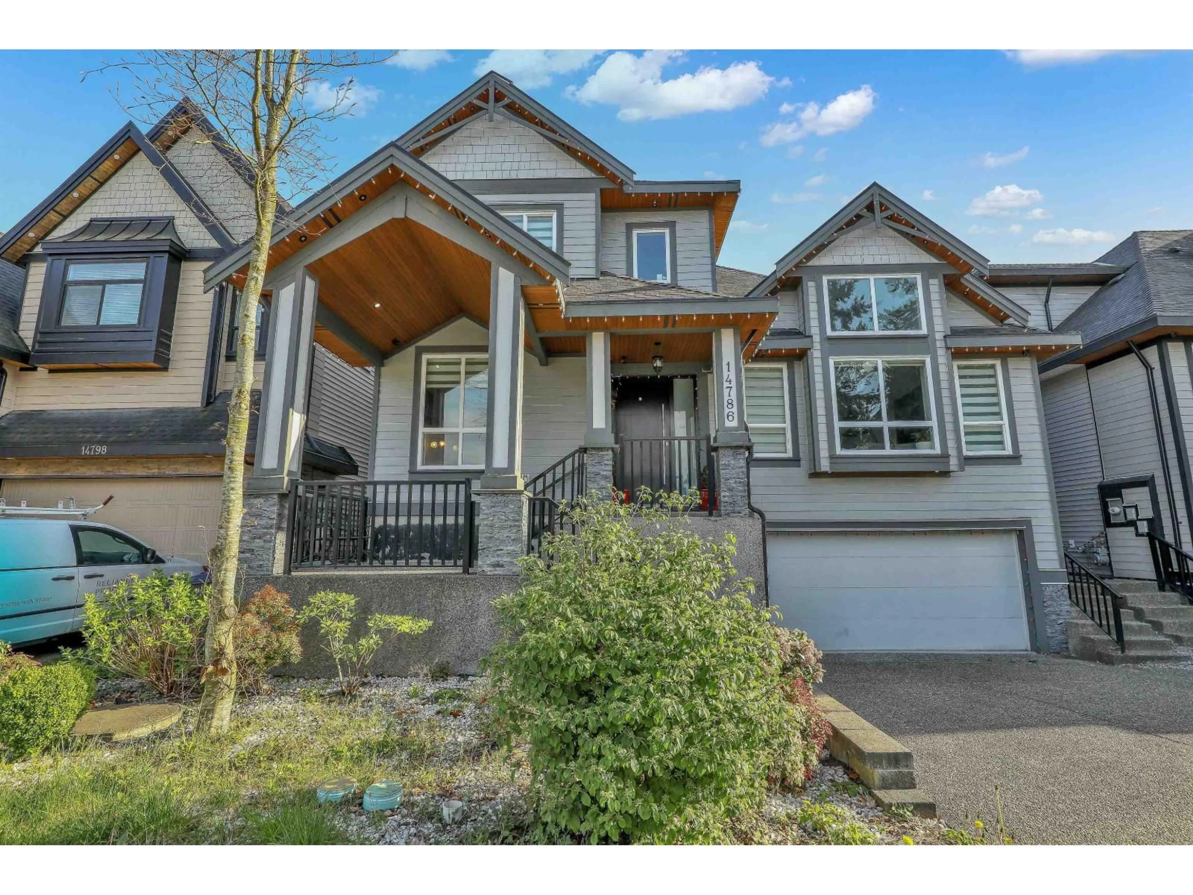 Home with vinyl exterior material, street for 14786 76 AVENUE, Surrey British Columbia V3S2G9