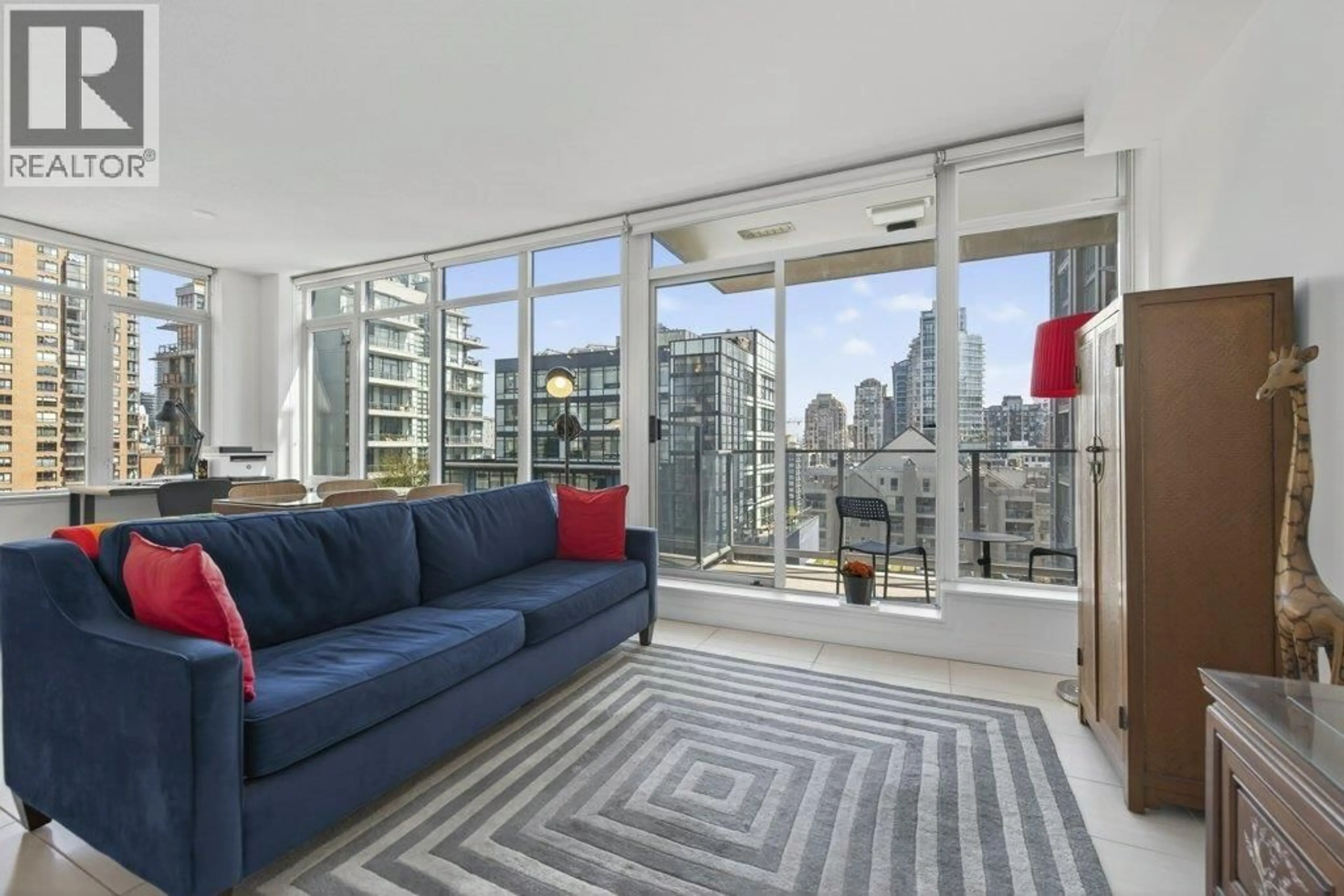 Living room with furniture, unknown for 902 - 1252 HORNBY STREET, Vancouver British Columbia V6Z0A3