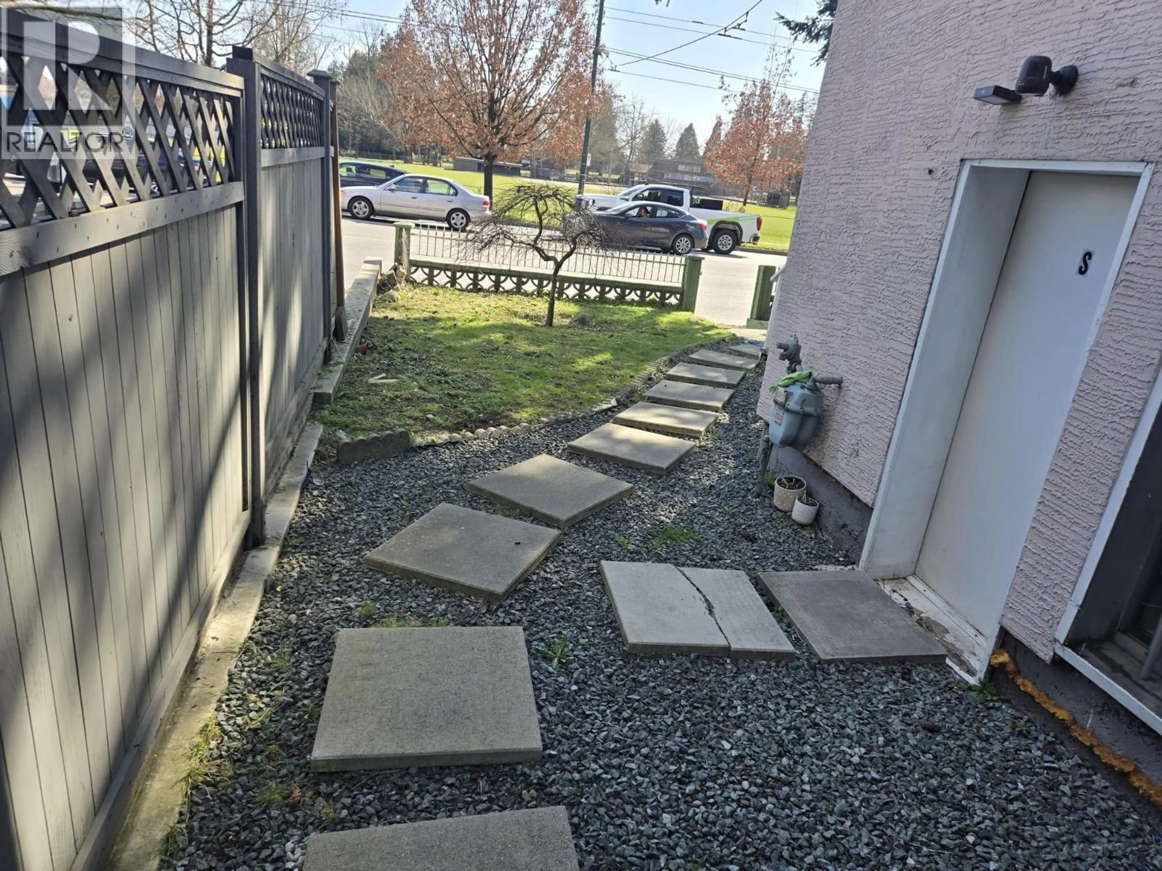 Patio, street for 1039 41ST AVENUE, Vancouver British Columbia V5W1P9
