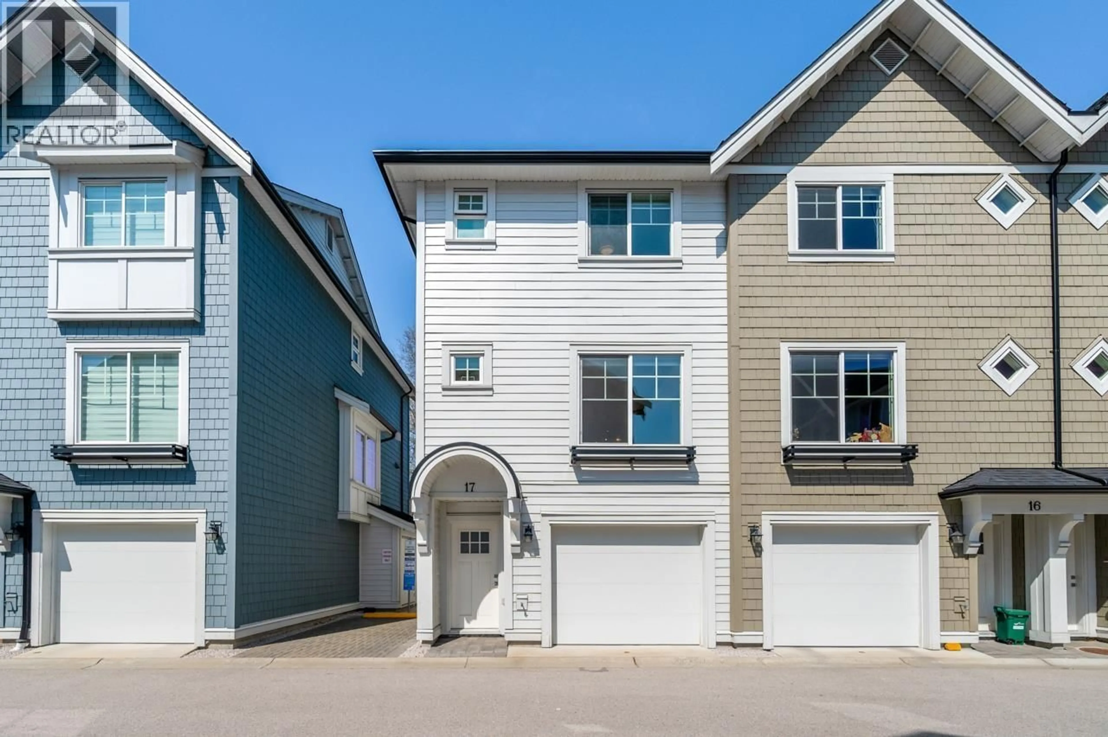 Home with vinyl exterior material, street for 17 - 9211 MCKIM WAY, Richmond British Columbia V6X0T1