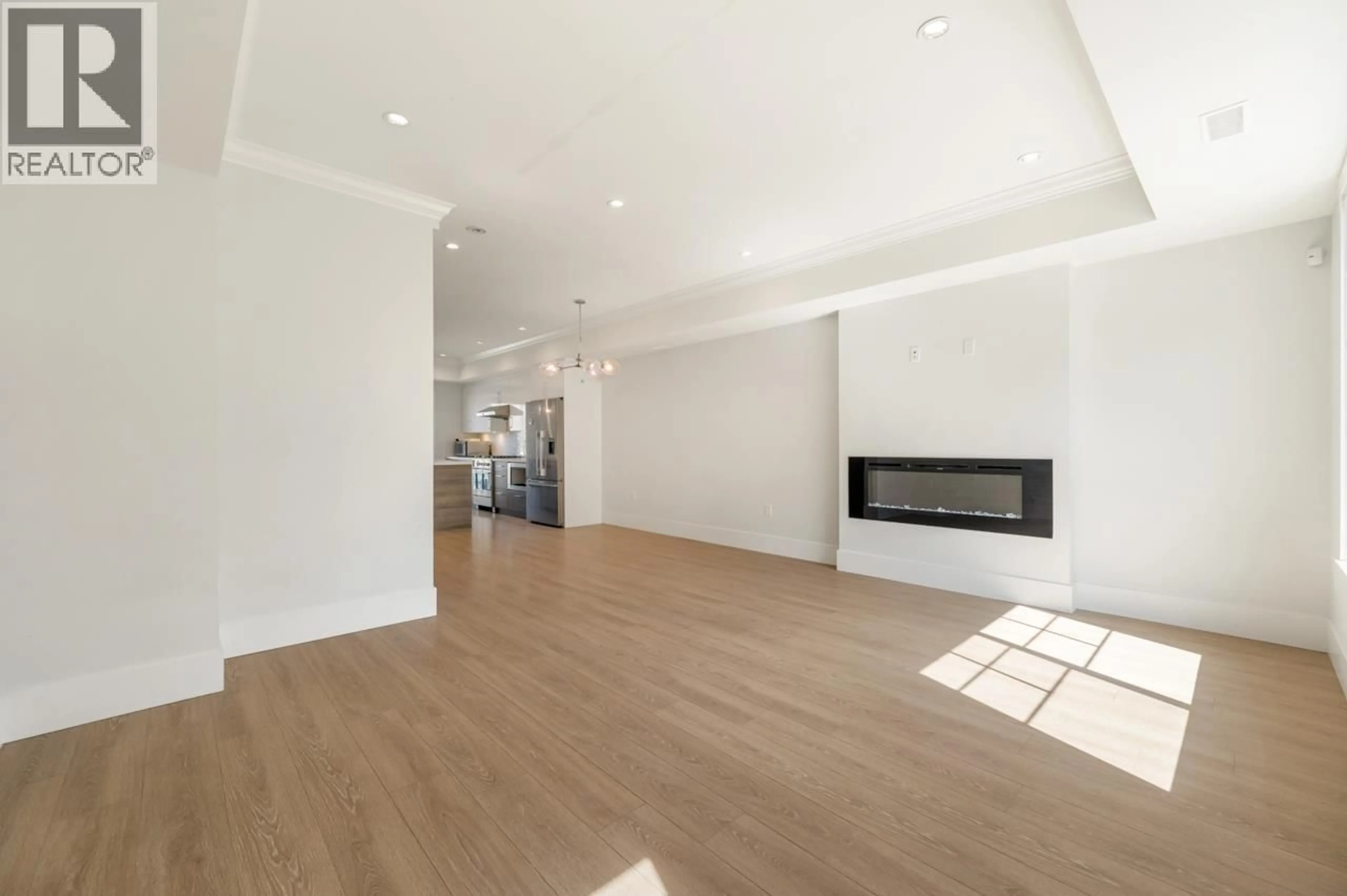 A pic of a room for 17 - 9211 MCKIM WAY, Richmond British Columbia V6X0T1