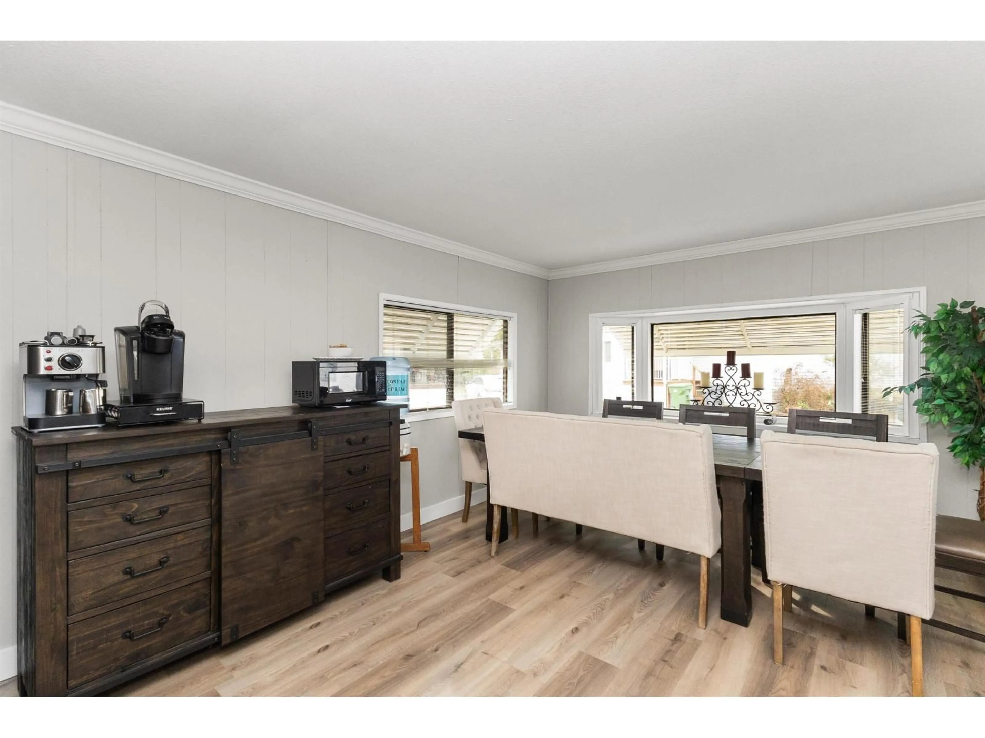 Unknown for 61 - 24330 FRASER HIGHWAY, Langley British Columbia V3A4R3