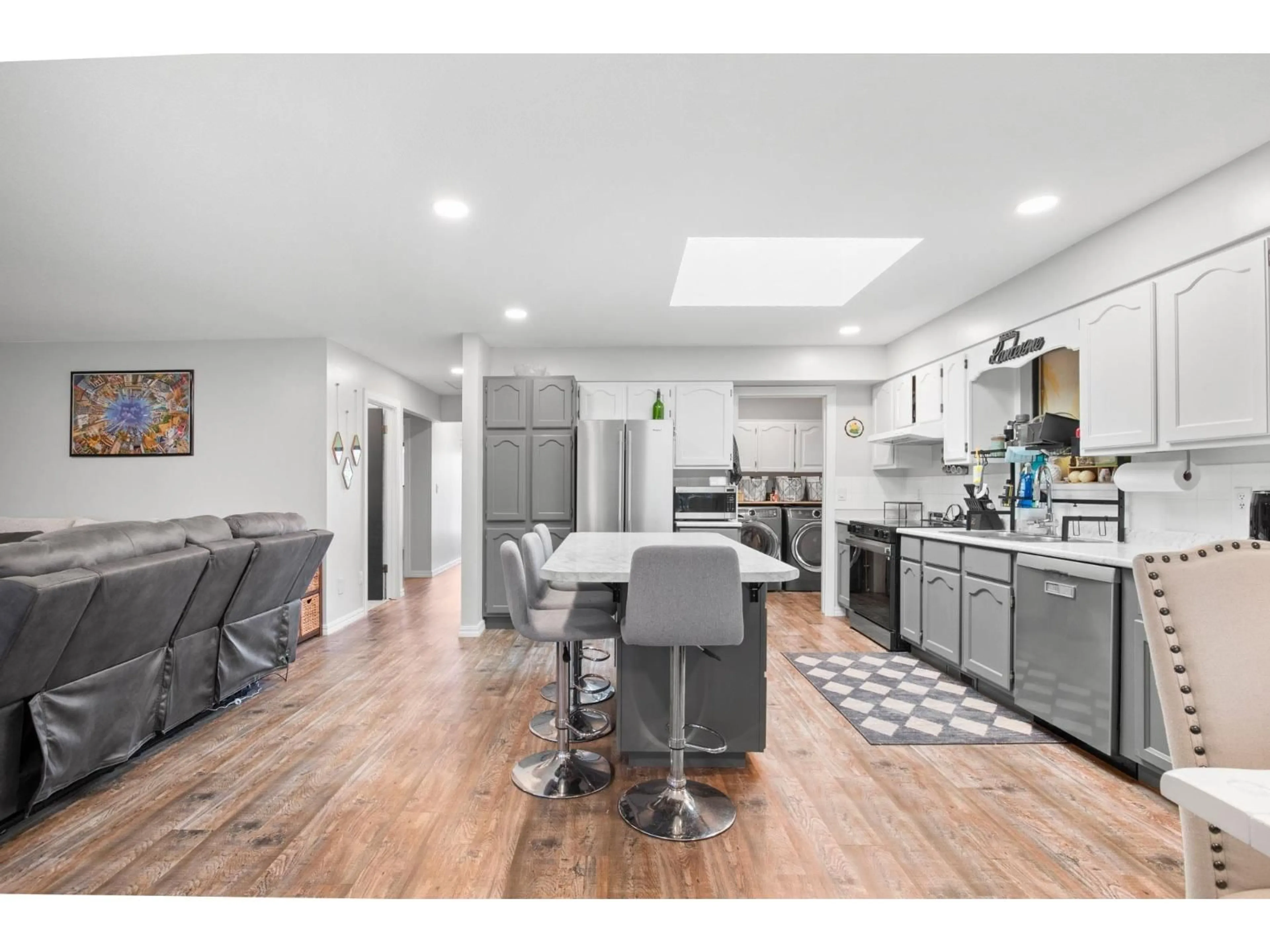 Open concept kitchen, unknown for 9170 ASHWELL ROAD, Chilliwack British Columbia V2P7L9