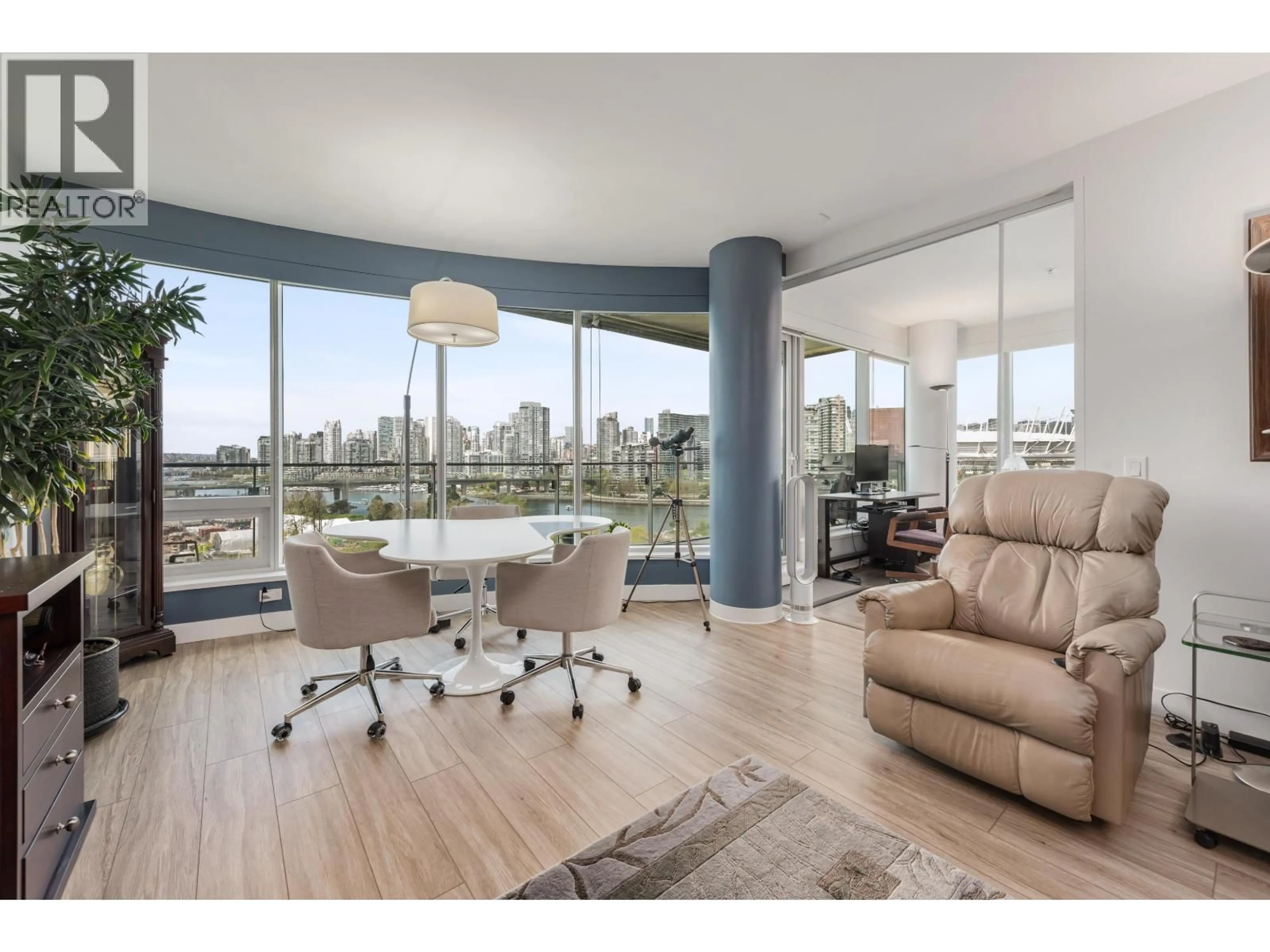 Living room with furniture, unknown for 1009 - 181 1ST AVENUE, Vancouver British Columbia V5Y0E3