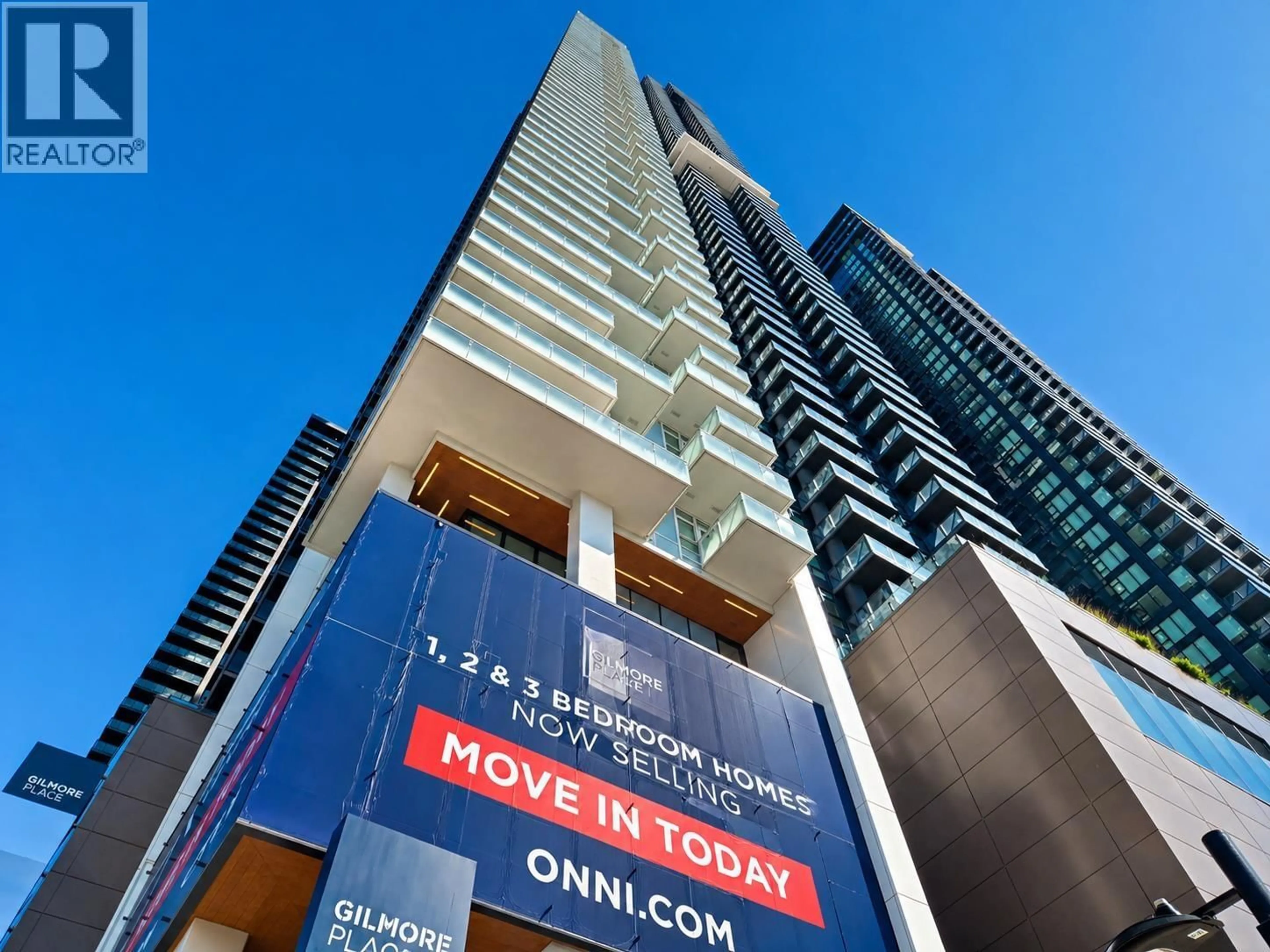 Indoor foyer for 4411 - 2108 GILMORE AVENUE, Burnaby British Columbia V5C0N8