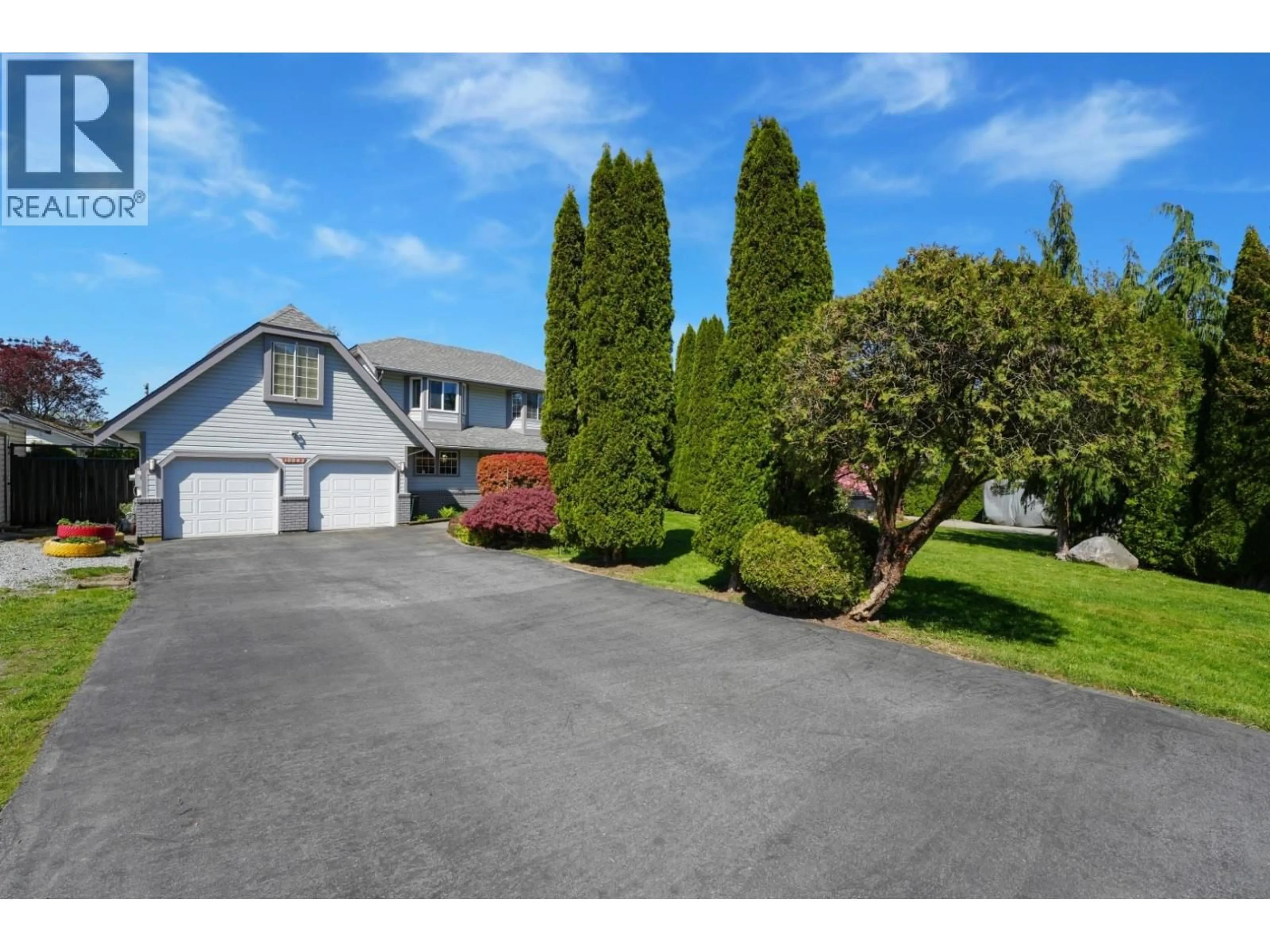 A pic from outside/outdoor area/front of a property/back of a property/a pic from drone, street for 10583 245B STREET, Maple Ridge British Columbia V2W1G5