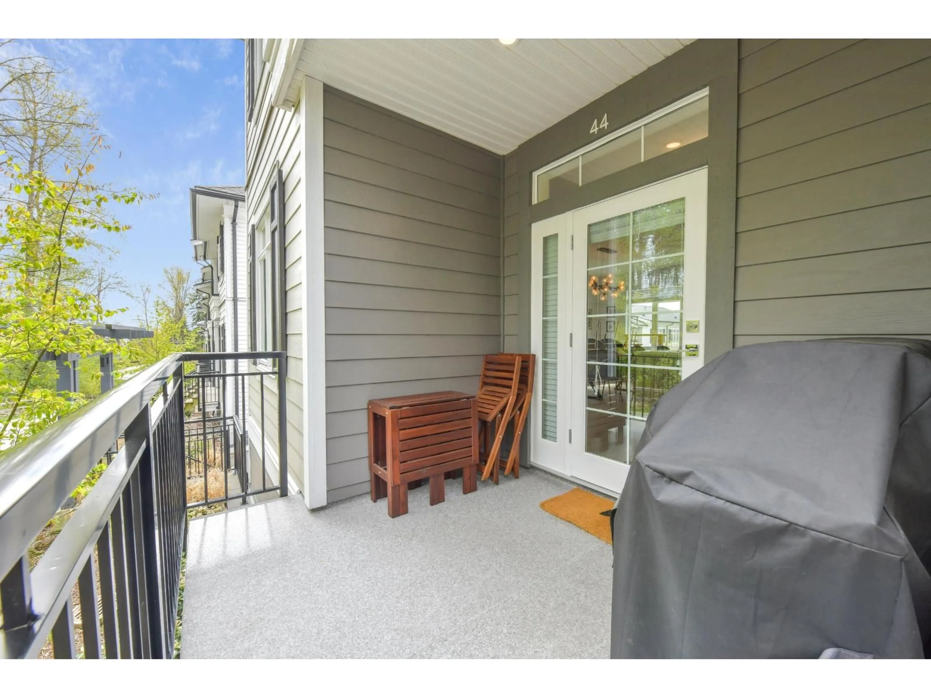 Unknown for 44 - 2070 OAK MEADOWS DRIVE, Surrey British Columbia V3Z1J1