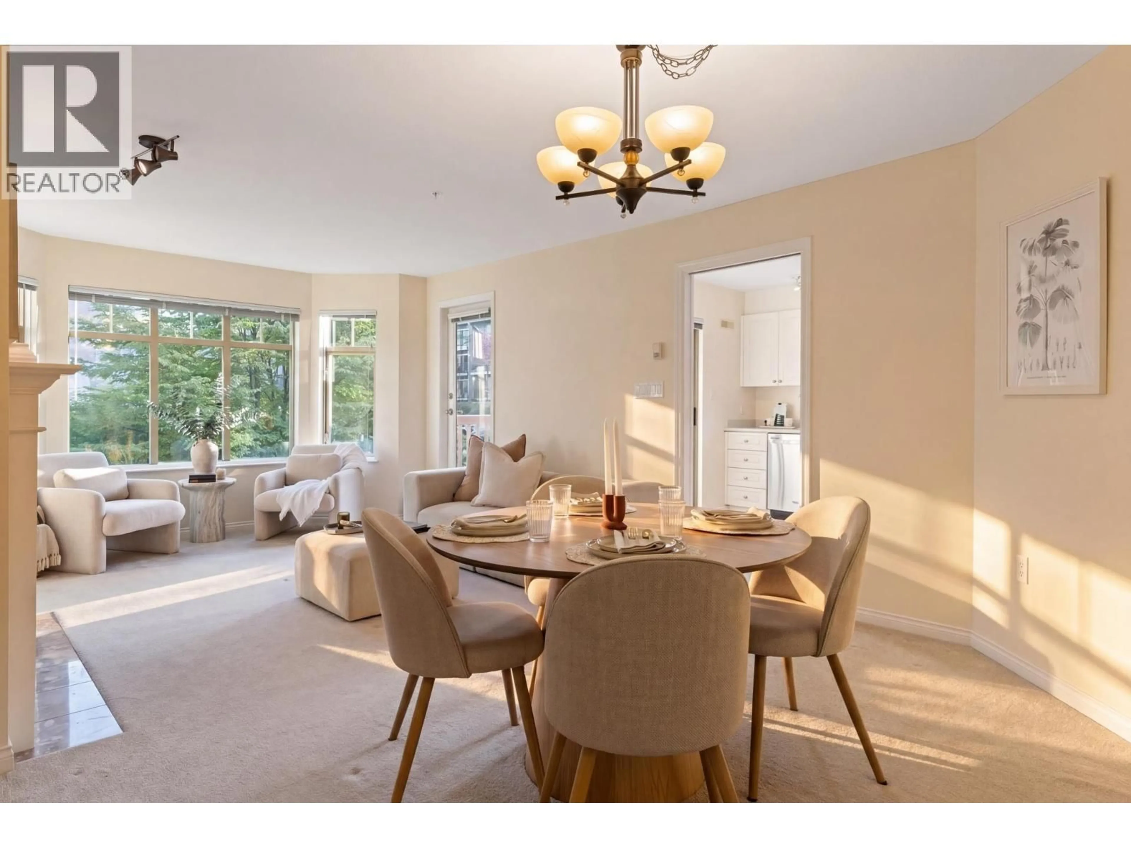 Dining room, unknown for 405 - 2059 CHESTERFIELD AVENUE, North Vancouver British Columbia V7M2P4