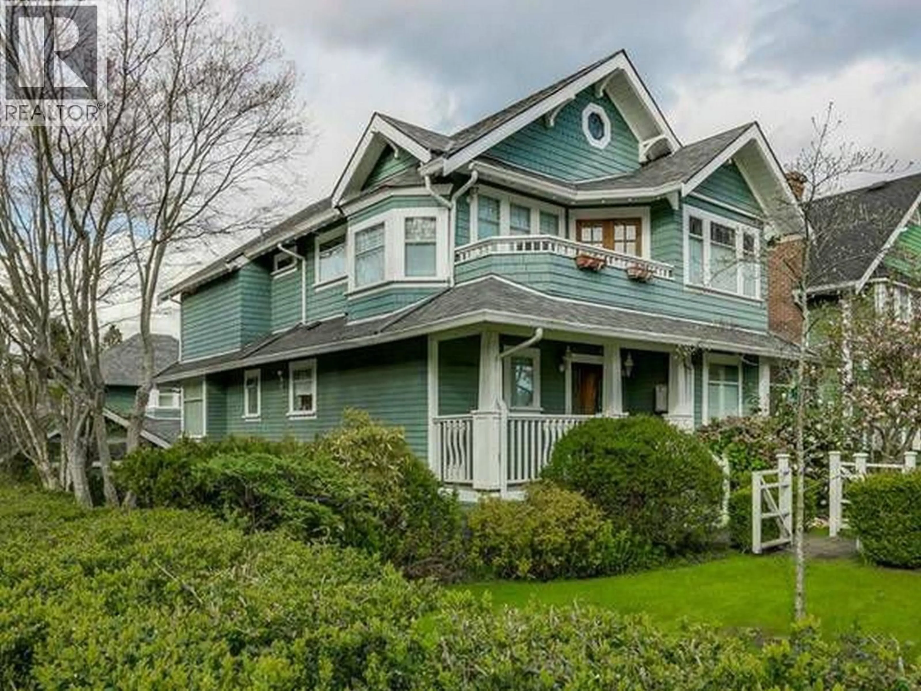 Home with vinyl exterior material, street for 3088 COLUMBIA STREET, Vancouver British Columbia V5Y3G6