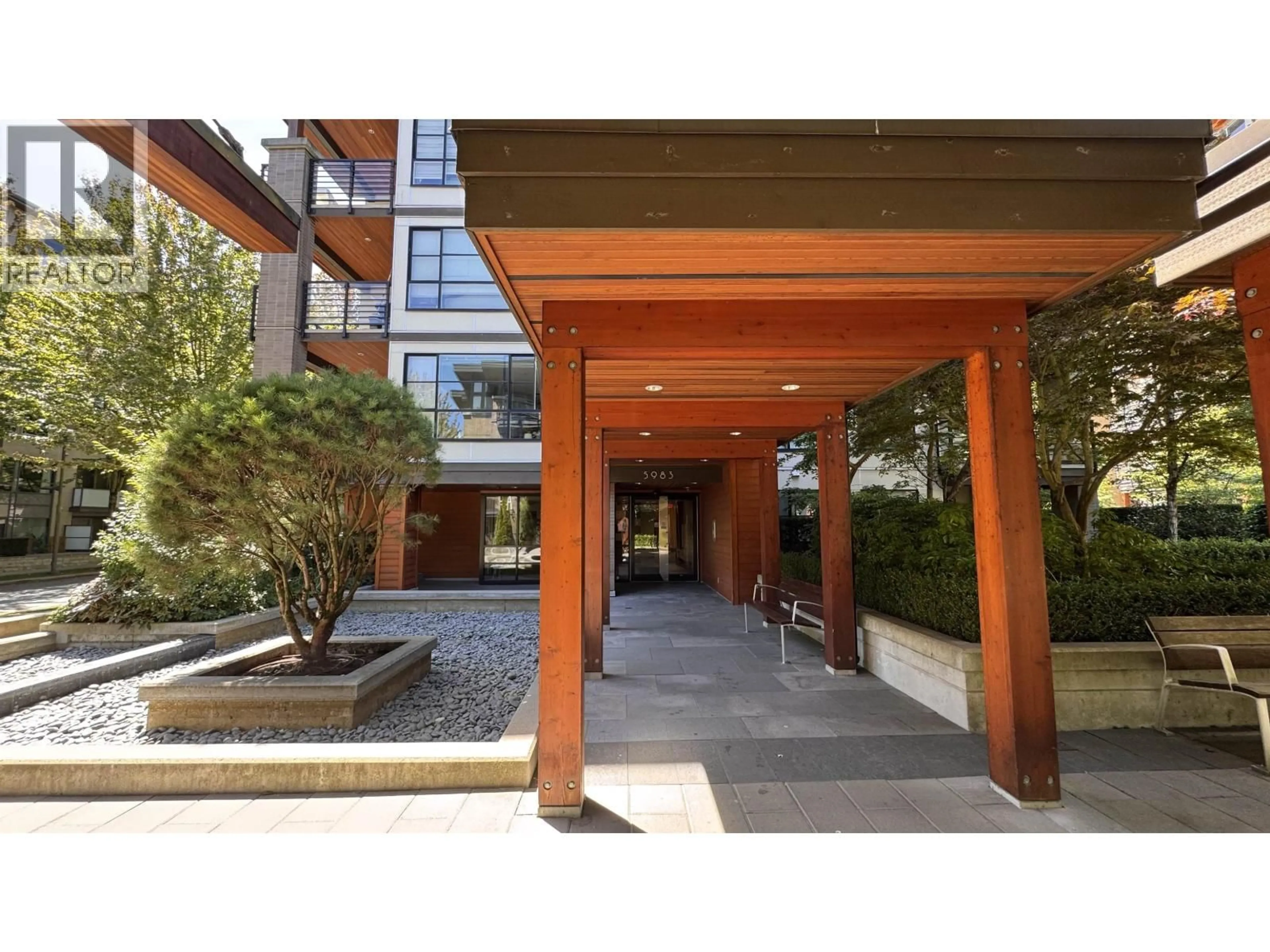 Indoor foyer for 301 - 5983 GRAY AVENUE, Vancouver British Columbia V6S0G8