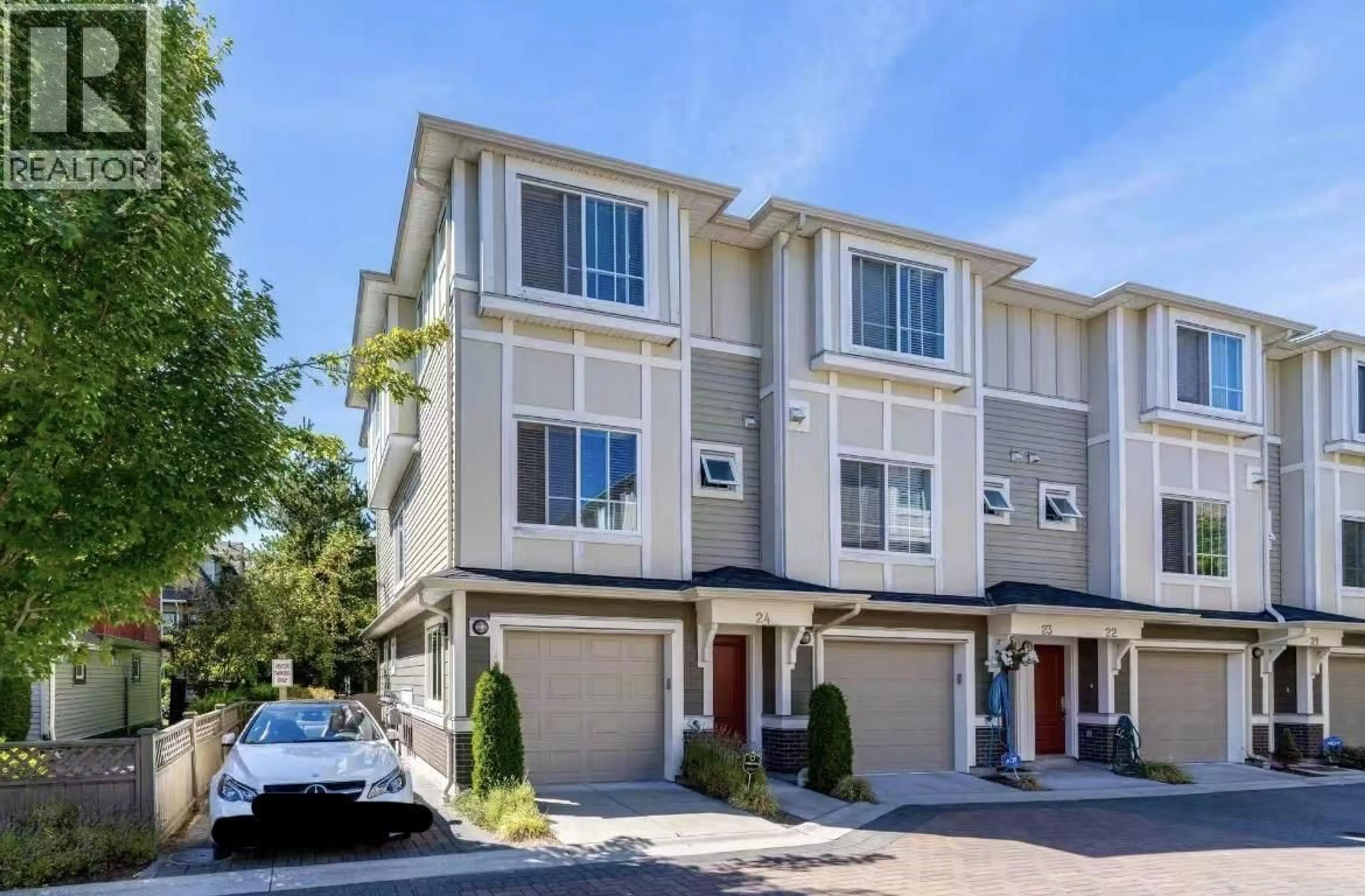 Home with vinyl exterior material, street for 24 - 9811 FERNDALE ROAD, Richmond British Columbia V6Y1X4