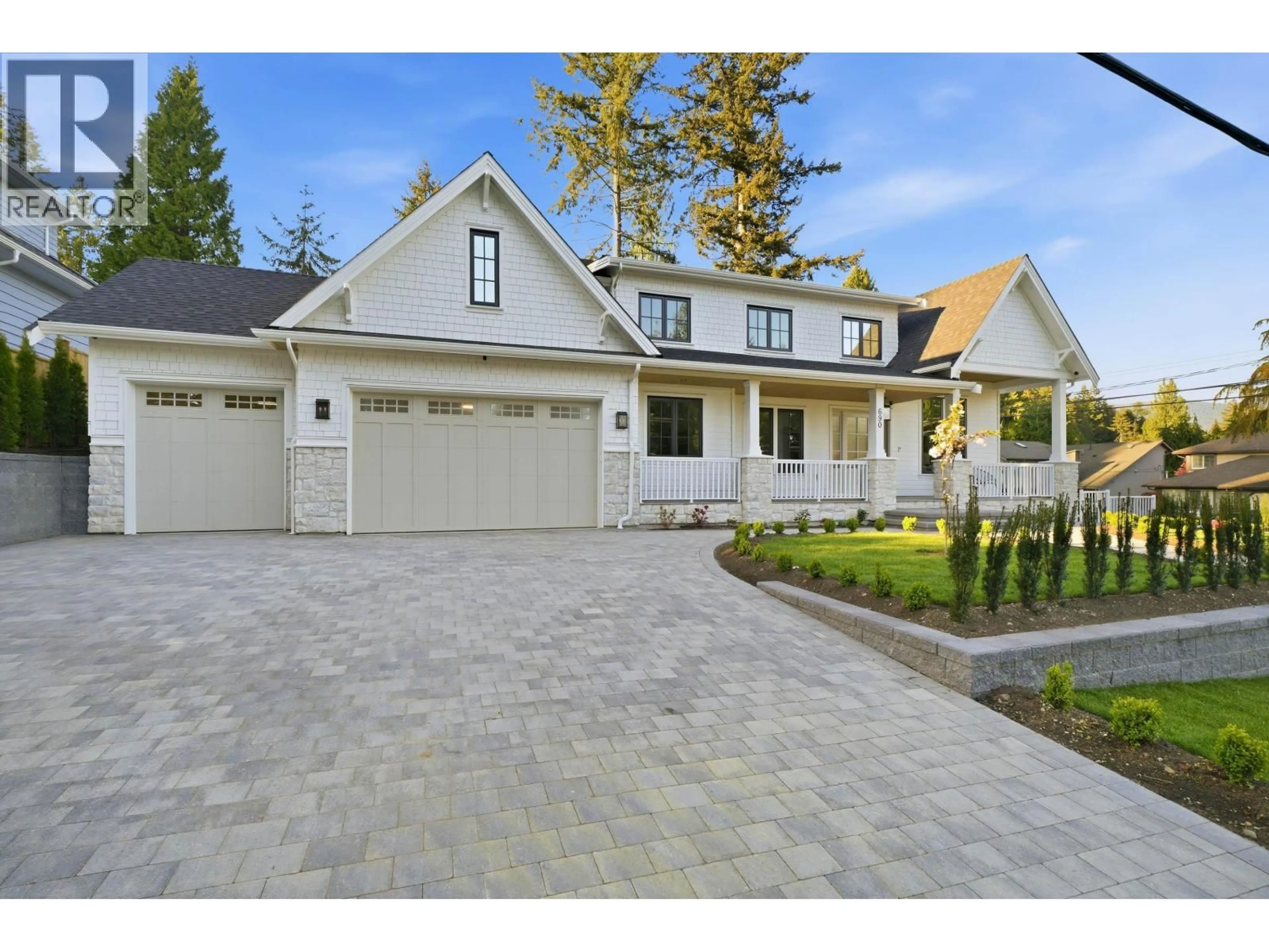 Unknown for 690 WINDSOR ROAD, North Vancouver British Columbia V7N1K7