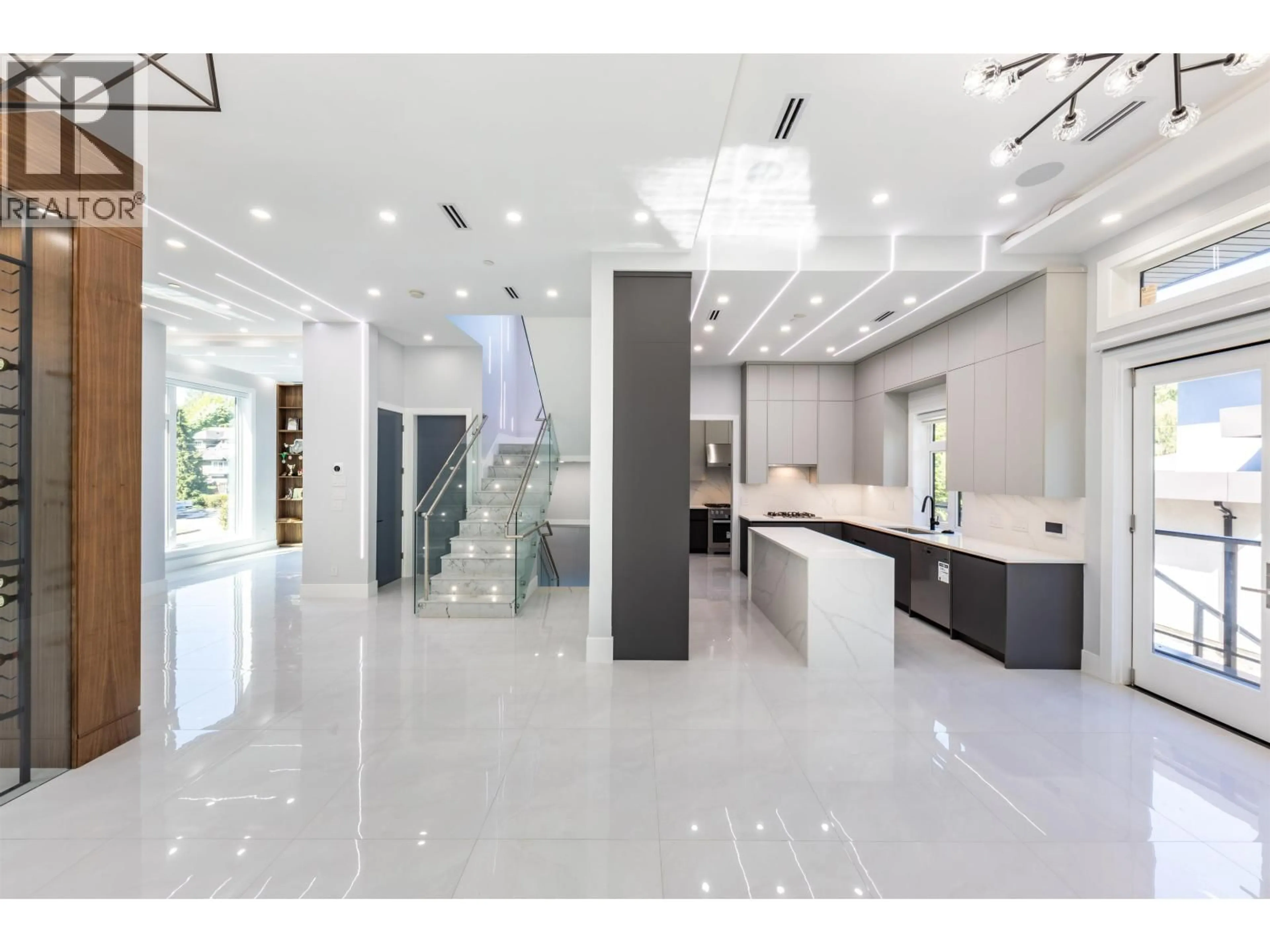 Contemporary kitchen, ceramic/tile floor for 3587 MAYFAIR AVENUE, Vancouver British Columbia V6N2Z2