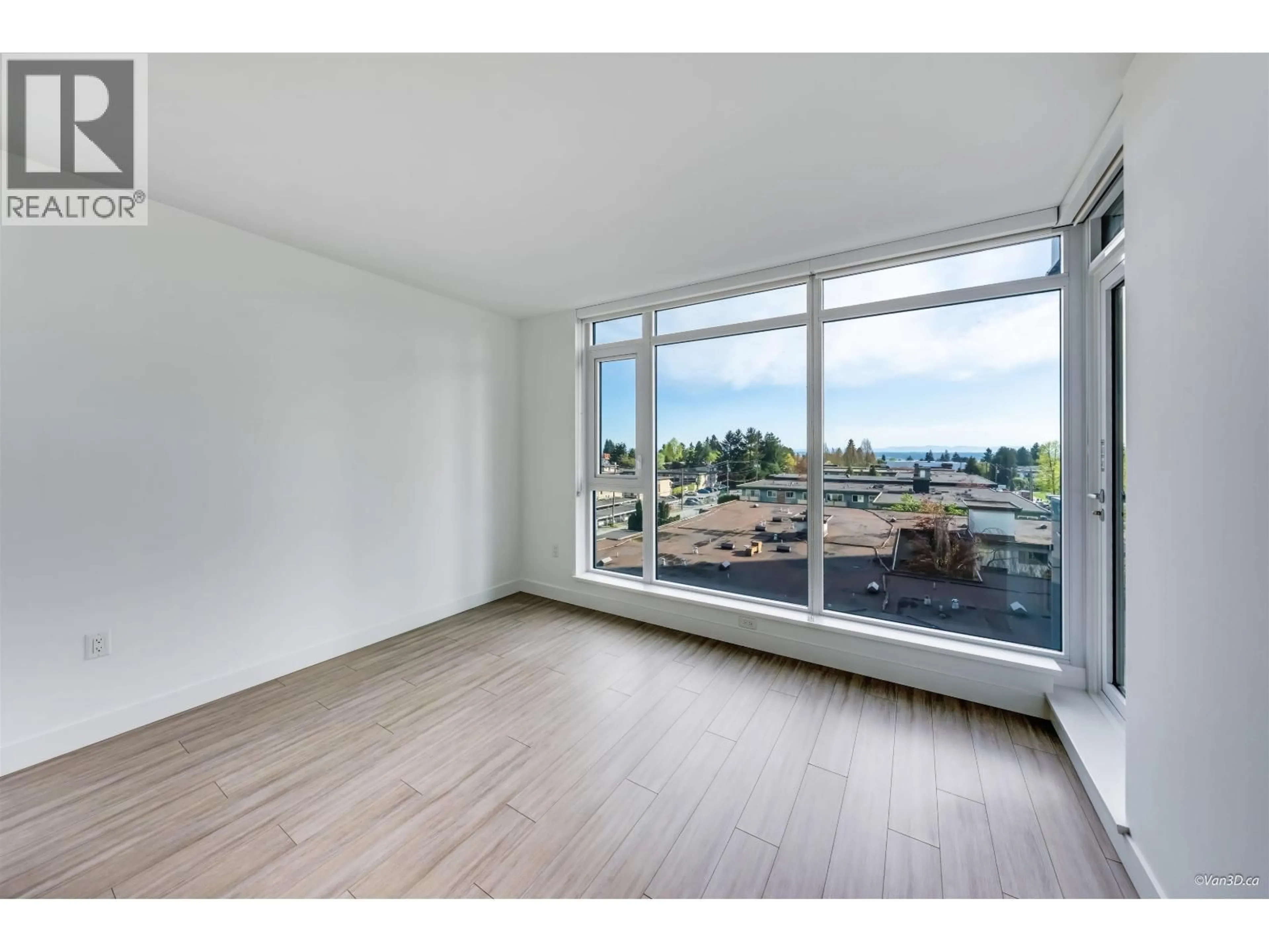A pic of a room for 602 - 6398 SILVER AVENUE, Burnaby British Columbia V5H0K7