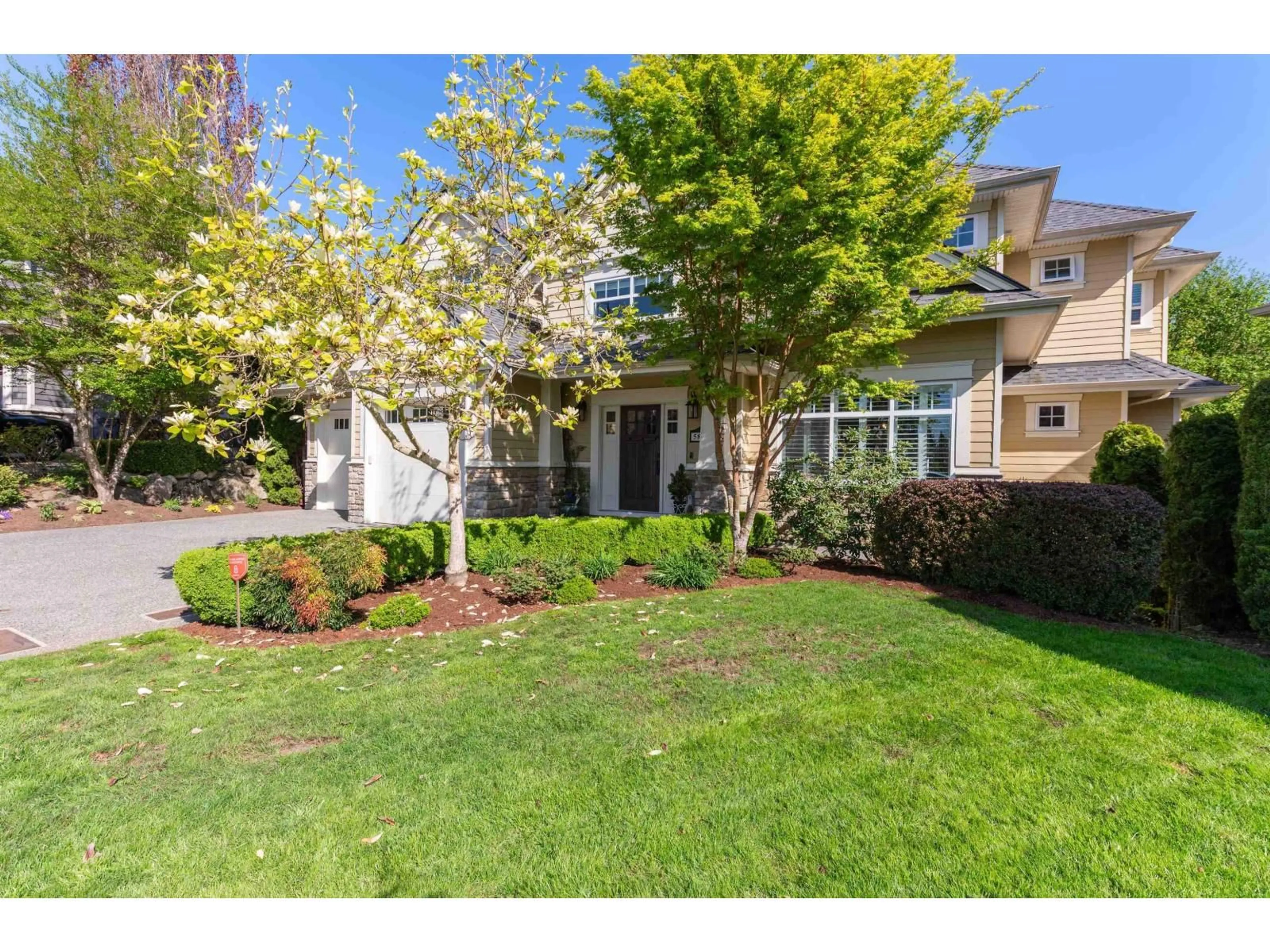 A pic from outside/outdoor area/front of a property/back of a property/a pic from drone, street for 5848 163B STREET, Surrey British Columbia V3S4Y5