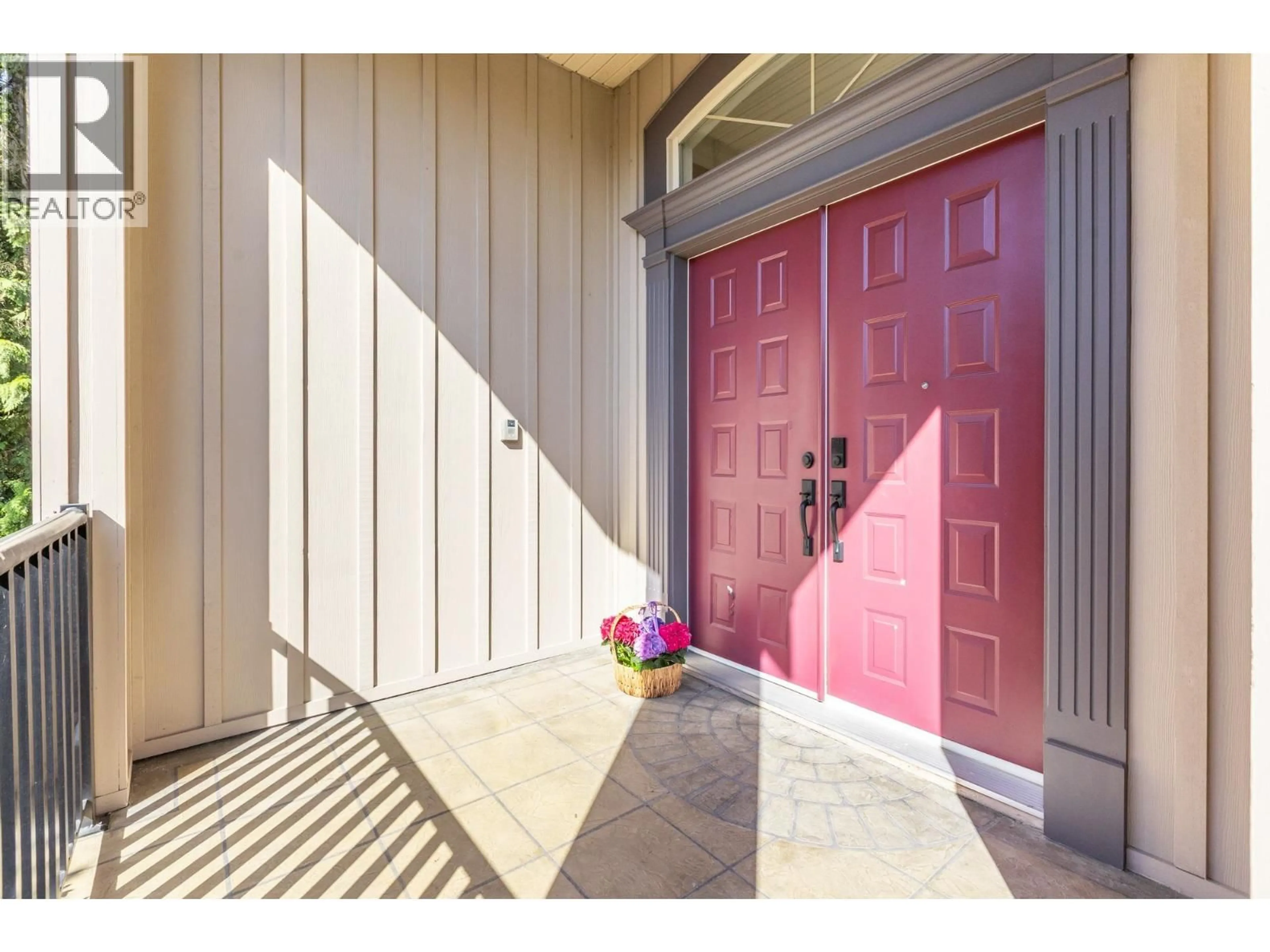 Indoor entryway for 1550 ROCKCRESS PLACE, Coquitlam British Columbia V3E2Y1