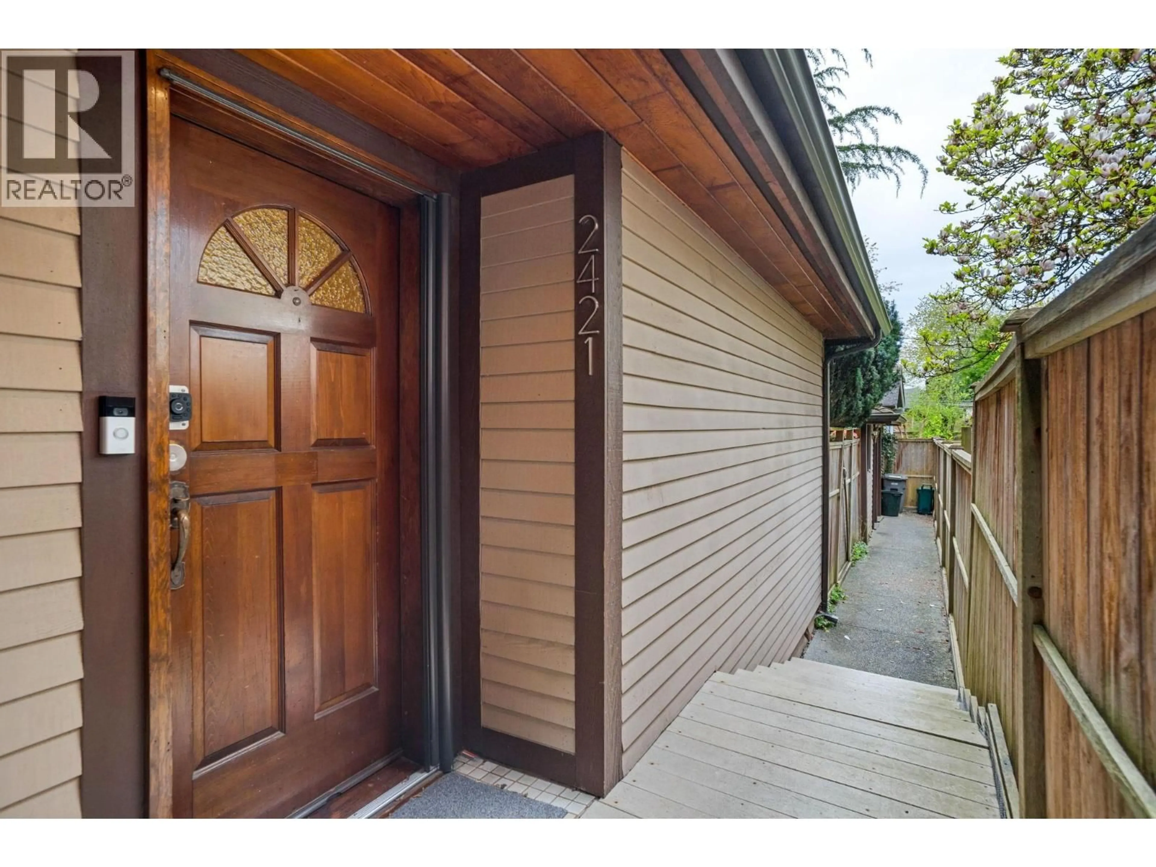 Unknown for 2421 TRAFALGAR STREET, Vancouver British Columbia V6K3T2