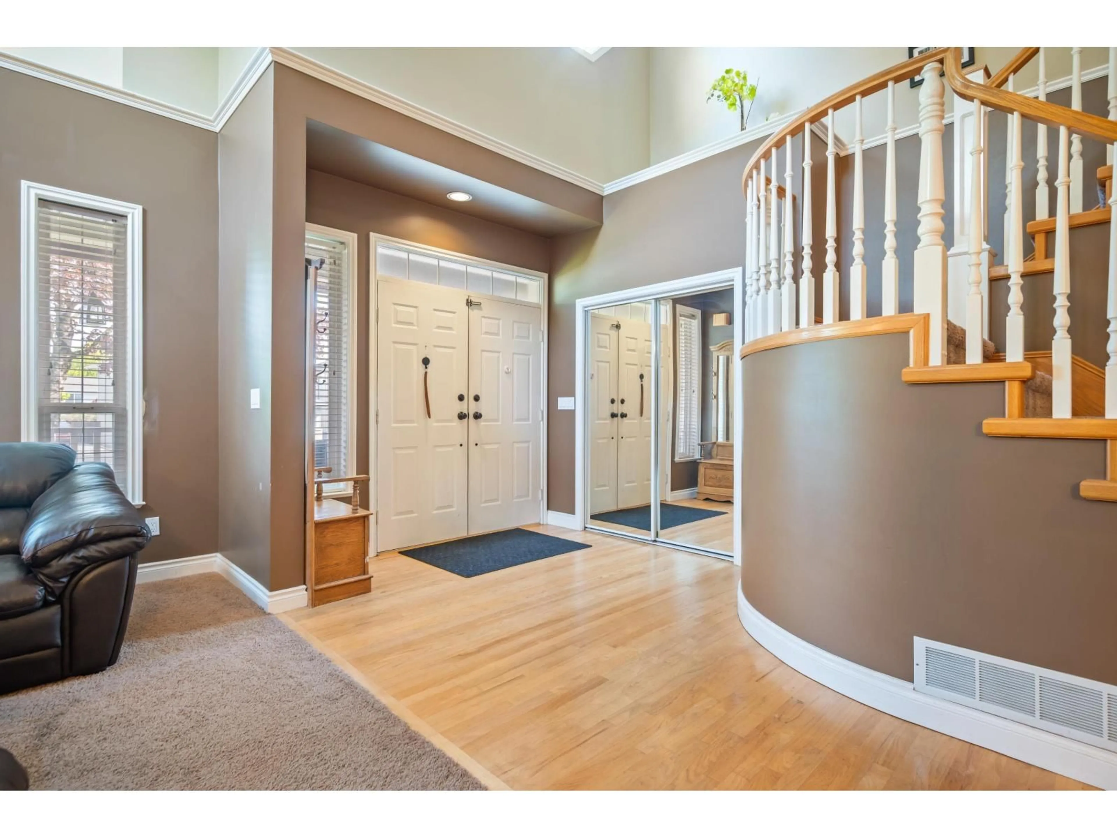 Indoor entryway for 20218 93 AVENUE, Langley British Columbia V1M3Y1