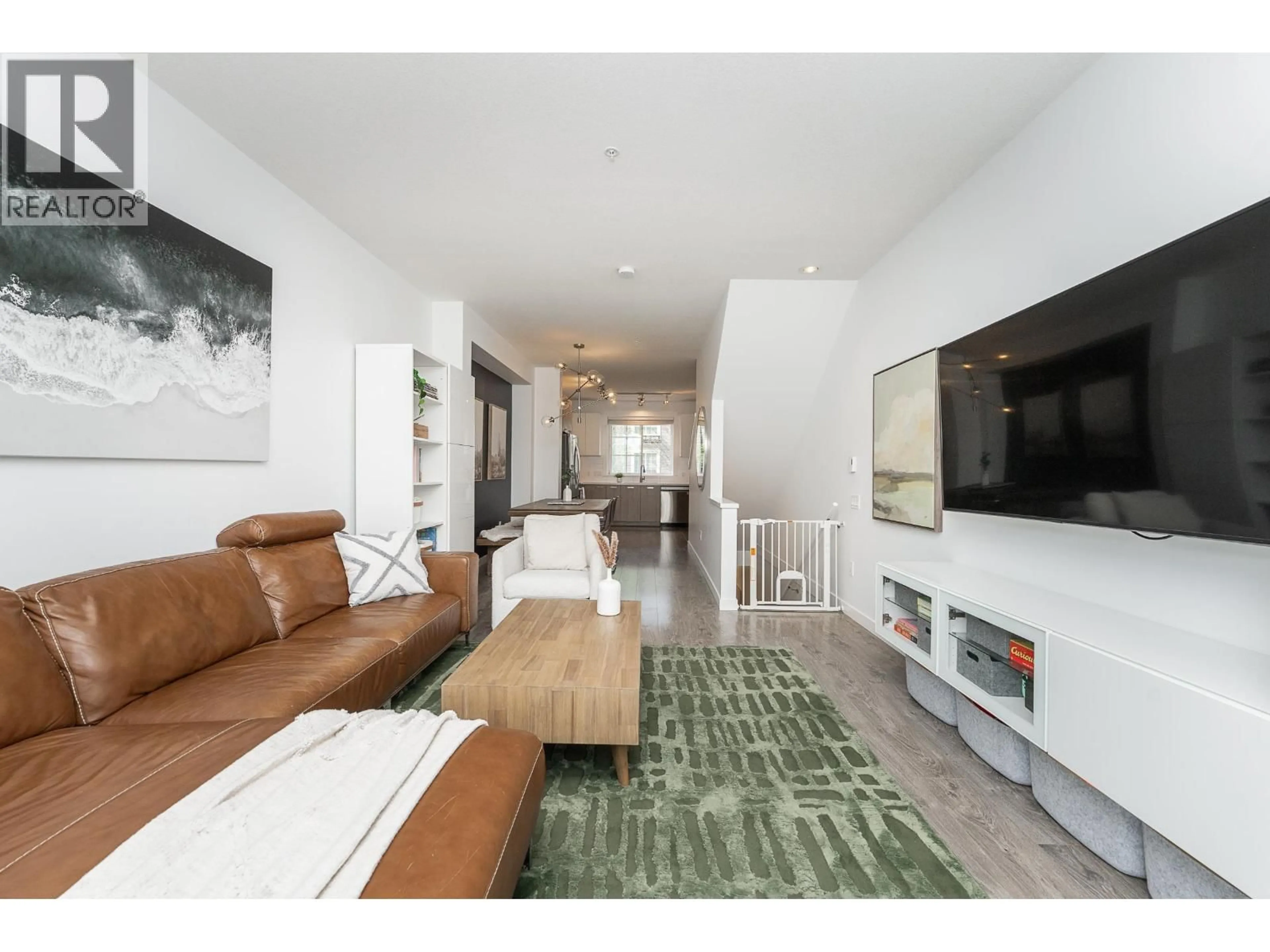 Living room with furniture, unknown for 51 - 2423 AVON PLACE, Port Coquitlam British Columbia V3B0H5