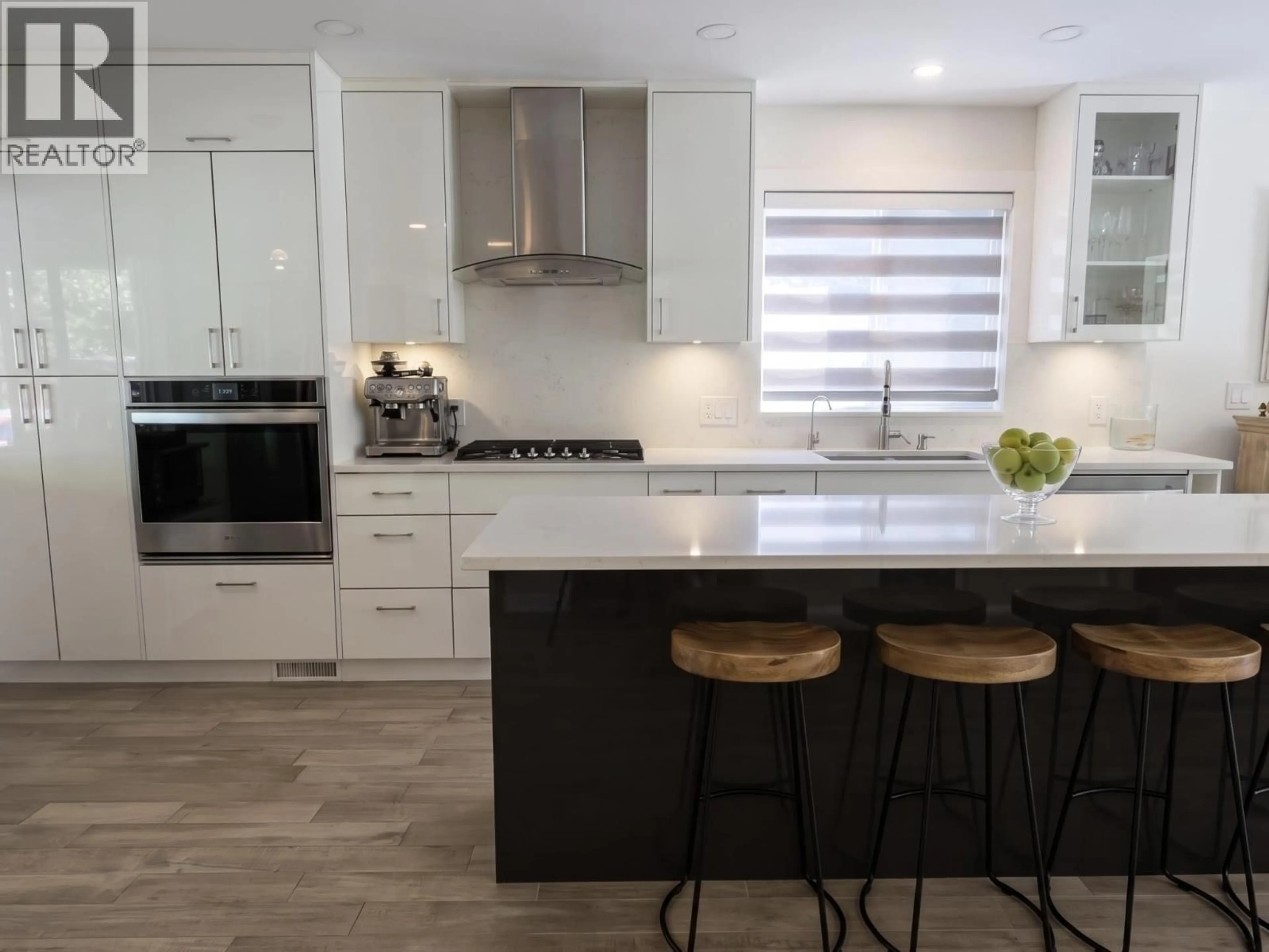 Contemporary kitchen, unknown for 6430 FOX STREET, West Vancouver British Columbia V7W2C4