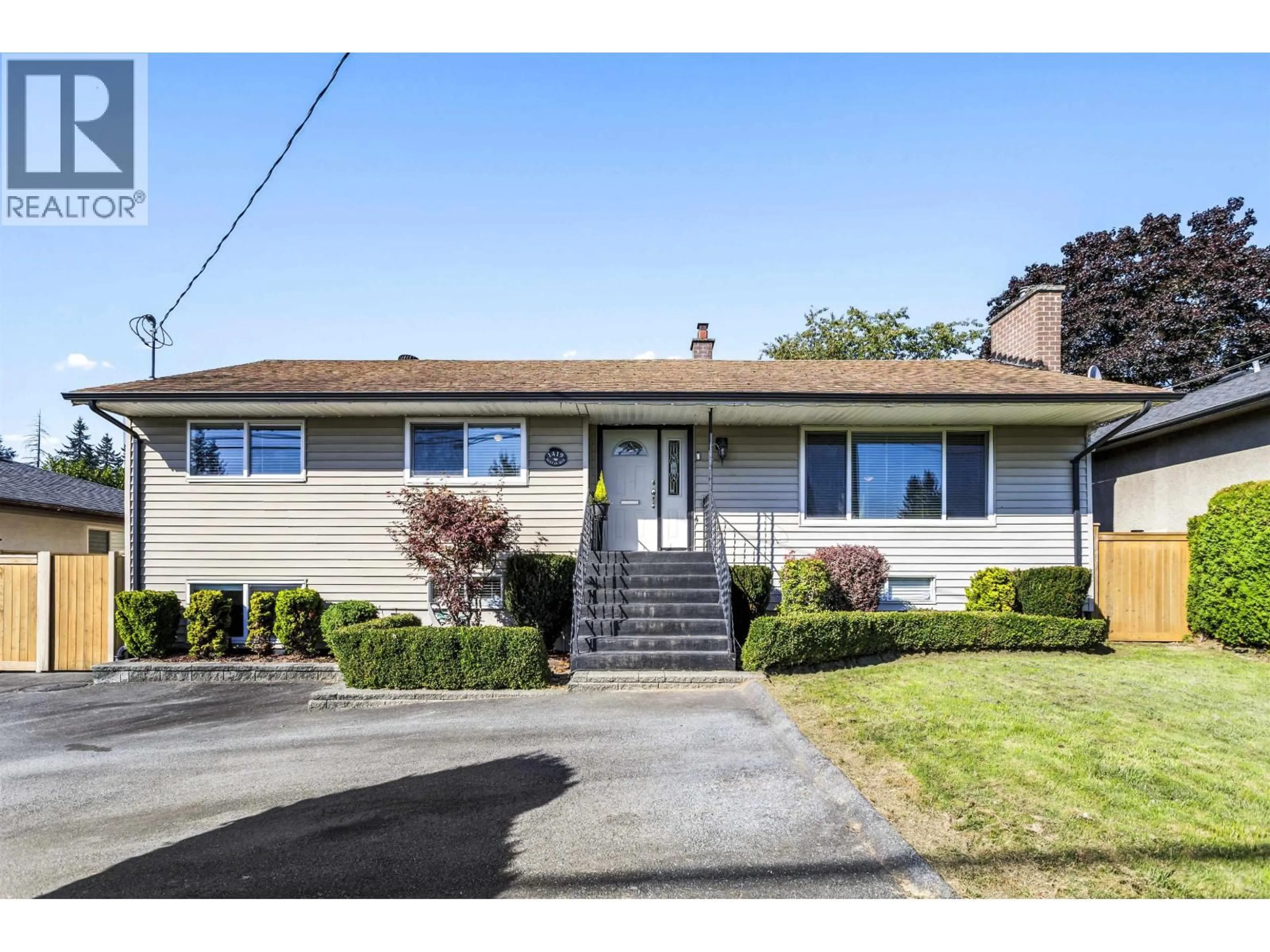Home with vinyl exterior material, street for 1419 AUSTIN AVENUE, Coquitlam British Columbia V3K3P6