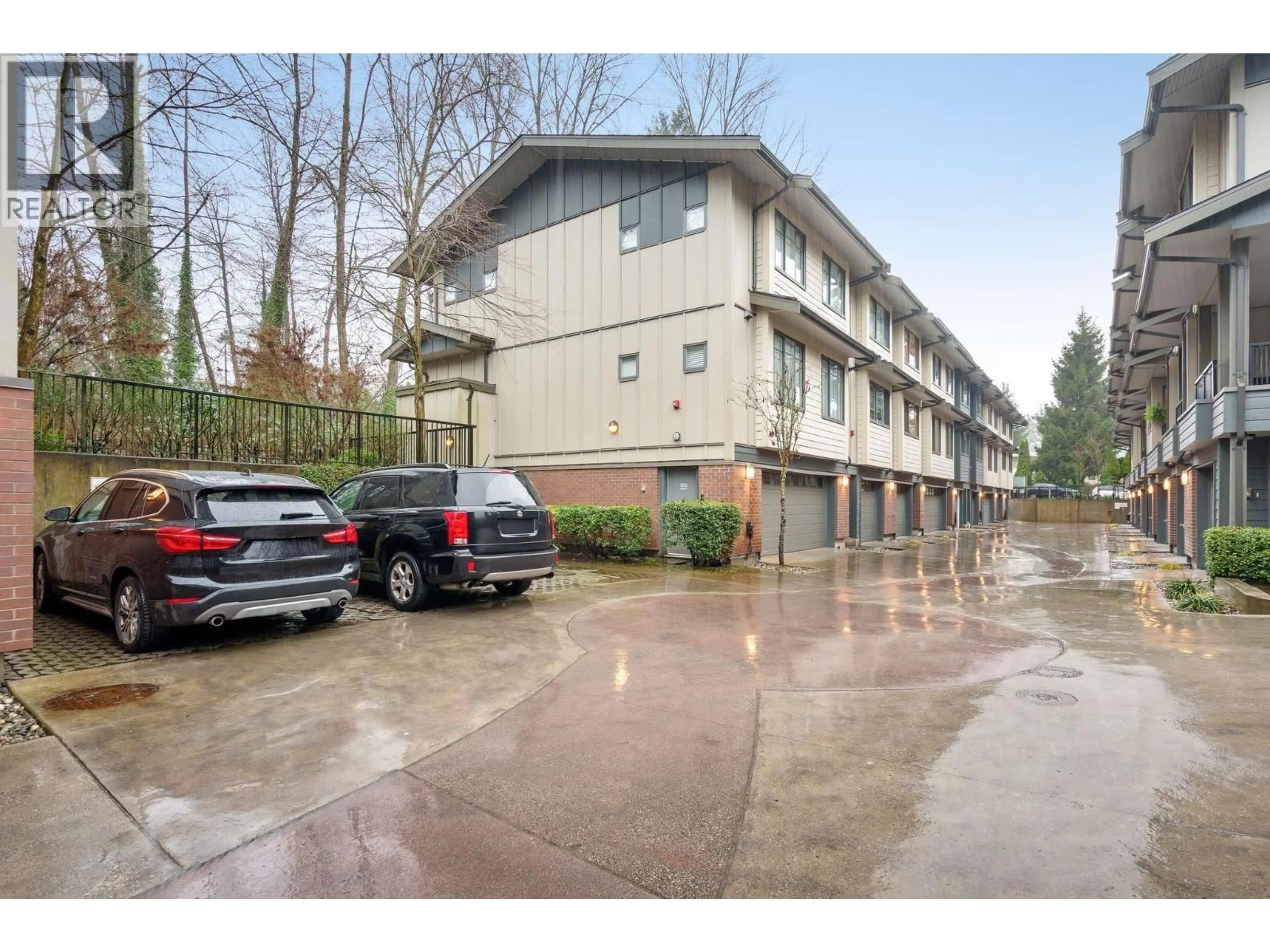 Unknown for 307 - 2135 HERITAGE PARK LANE, North Vancouver British Columbia V7H0B6