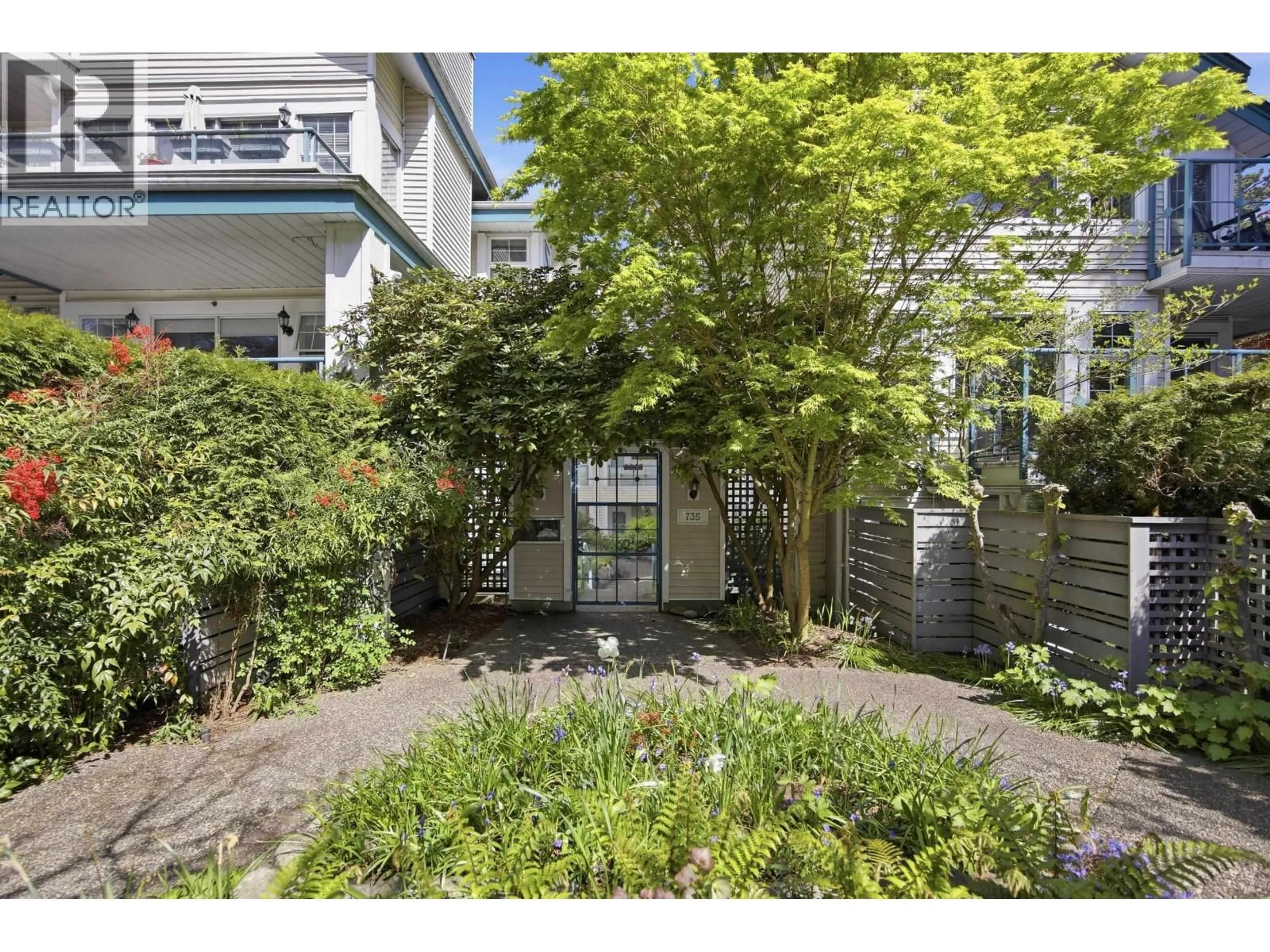 Unknown for 106 - 735 15TH AVENUE, Vancouver British Columbia V5Z1R6