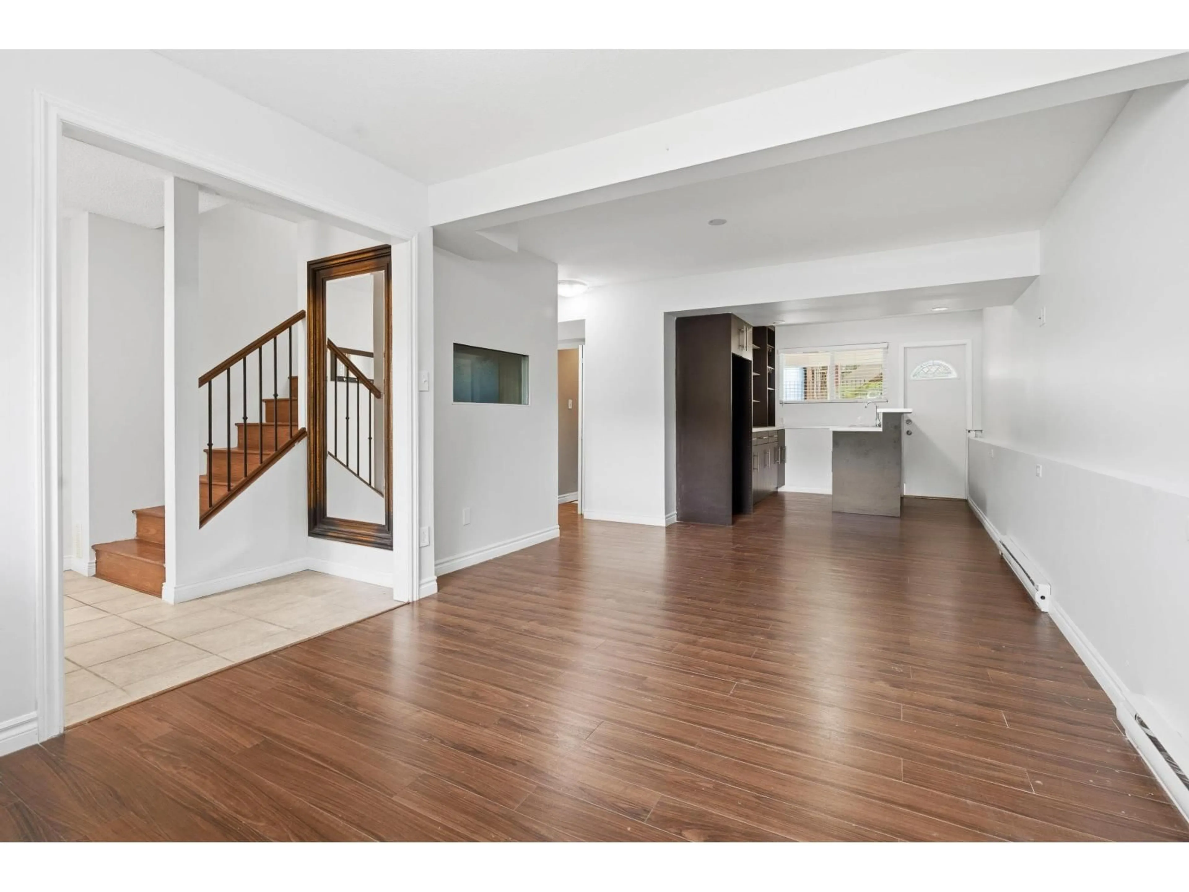 Unknown for 2842 WOODLAND COURT, Langley British Columbia V2Y1G1