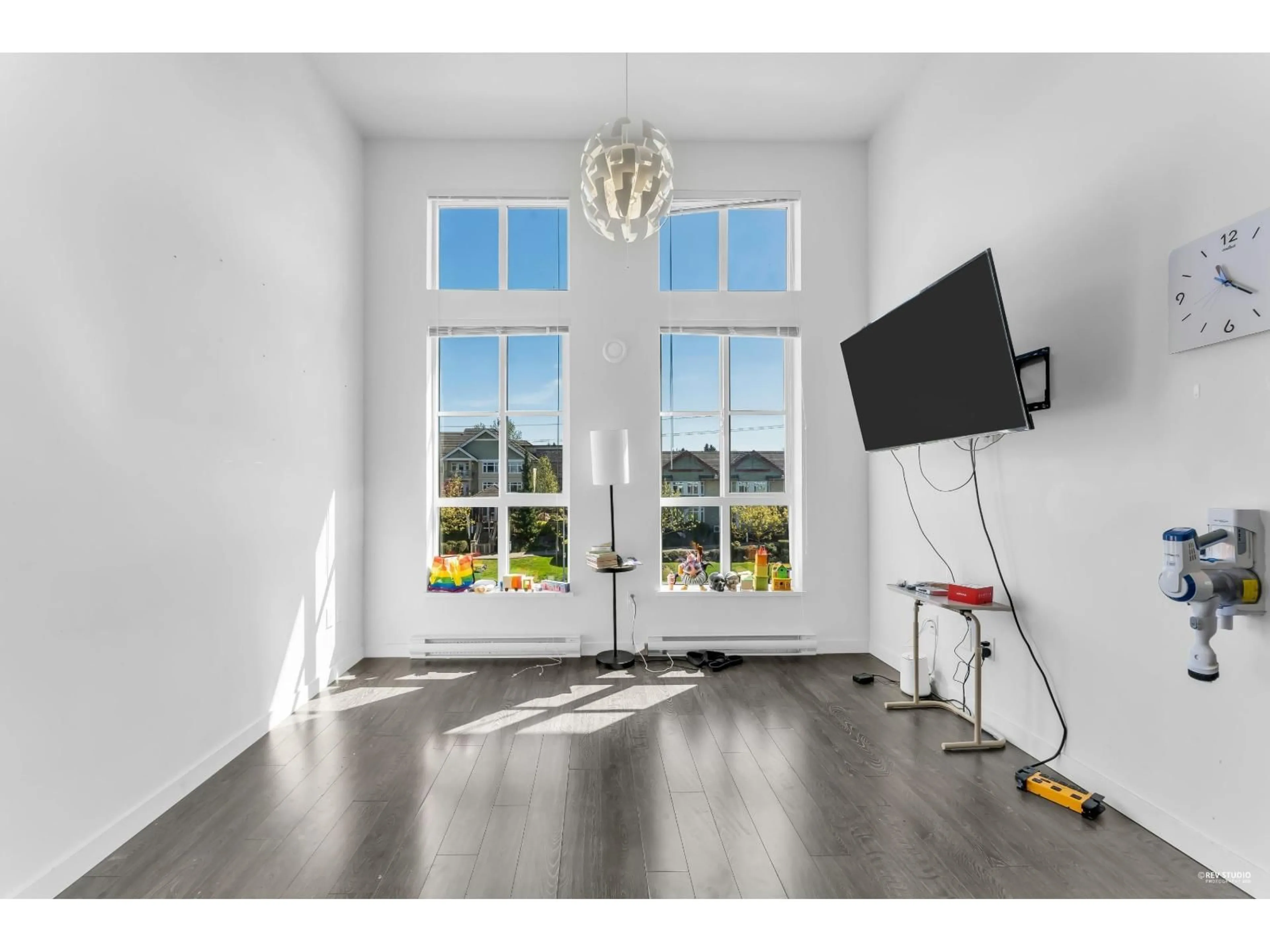 Unknown for 425 - 15138 34 AVENUE, Surrey British Columbia V3Z0Y5