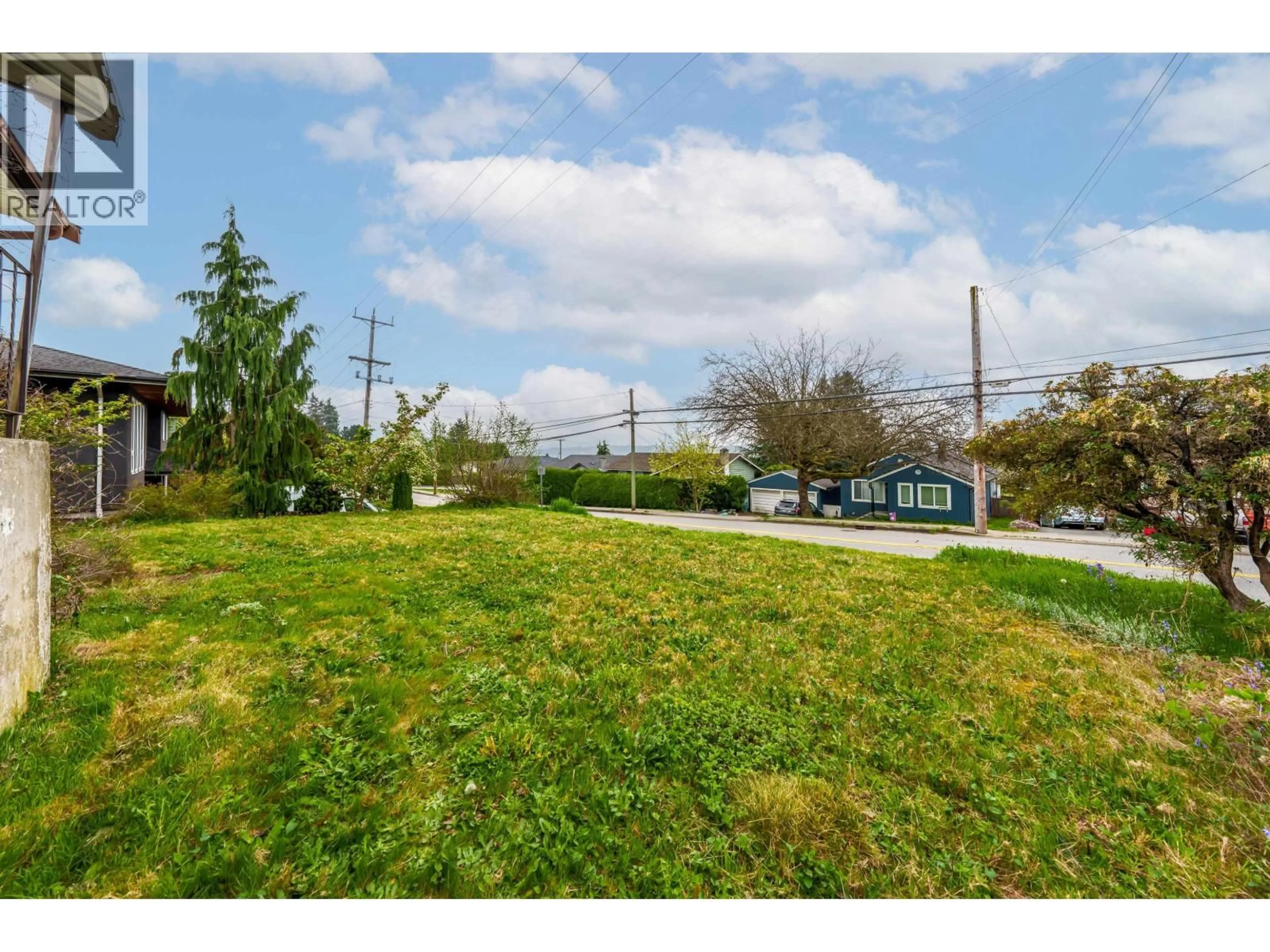 A pic from outside/outdoor area/front of a property/back of a property/a pic from drone, street for 2151 DAWES HILL ROAD, Coquitlam British Columbia V3K1N2