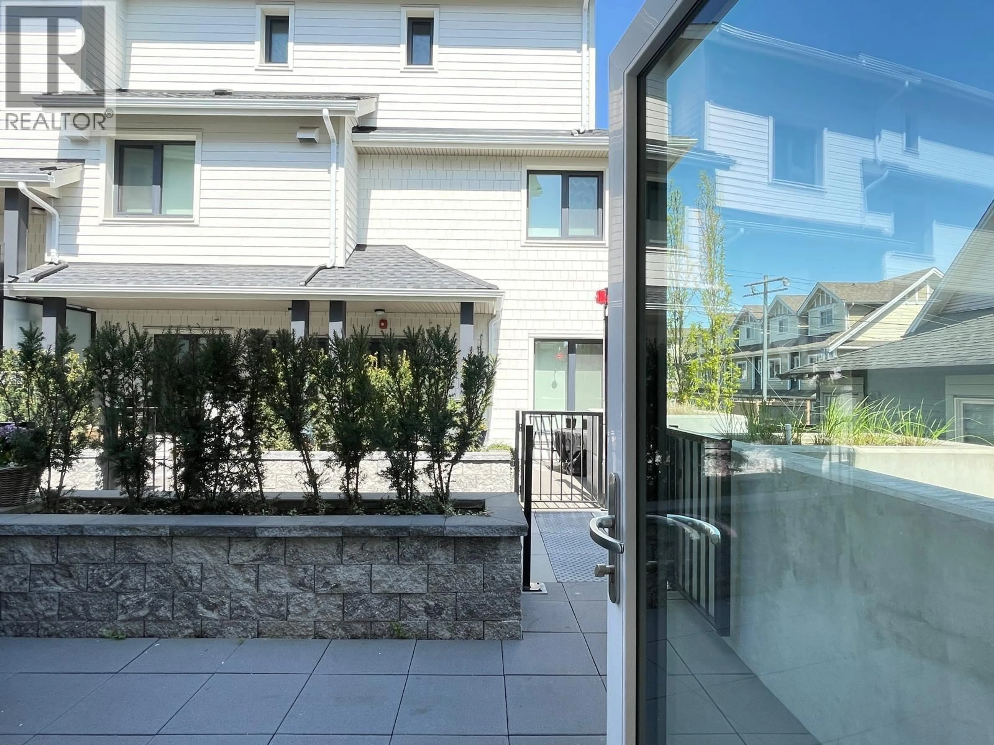 Balcony in the apartment, street for 1341 21ST AVENUE, Vancouver British Columbia V5V1T1