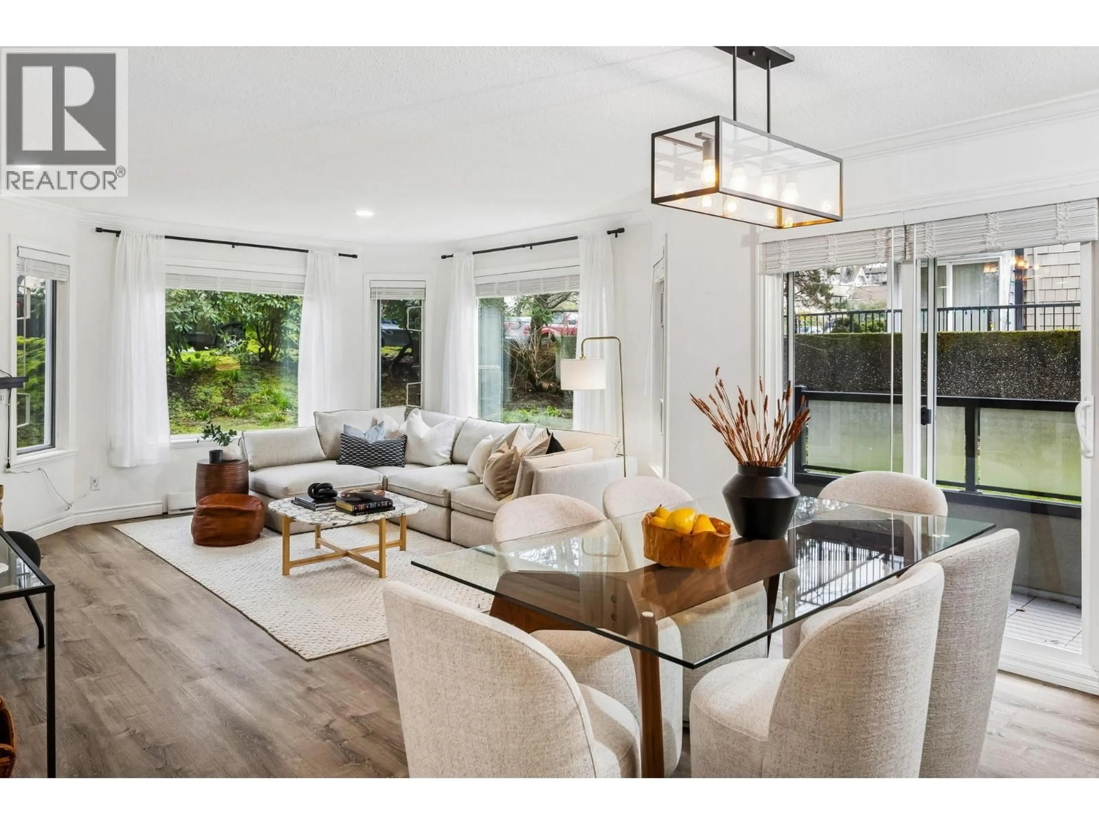 Living room with furniture, unknown for 107 - 175 4TH STREET, North Vancouver British Columbia V7M1H6