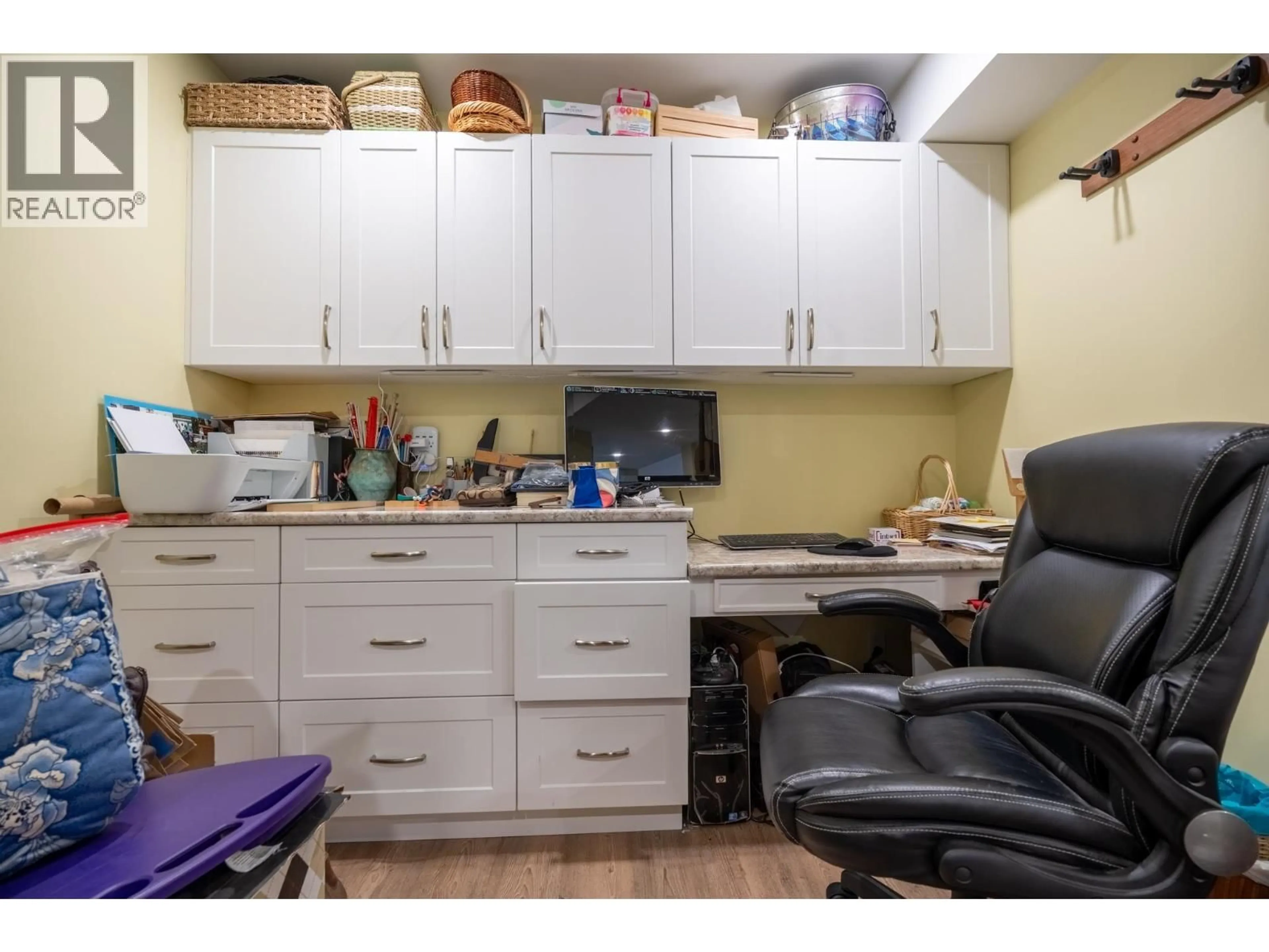 Unknown for 2077 SOMMERVILLE ROAD, Prince George British Columbia V2N6T6