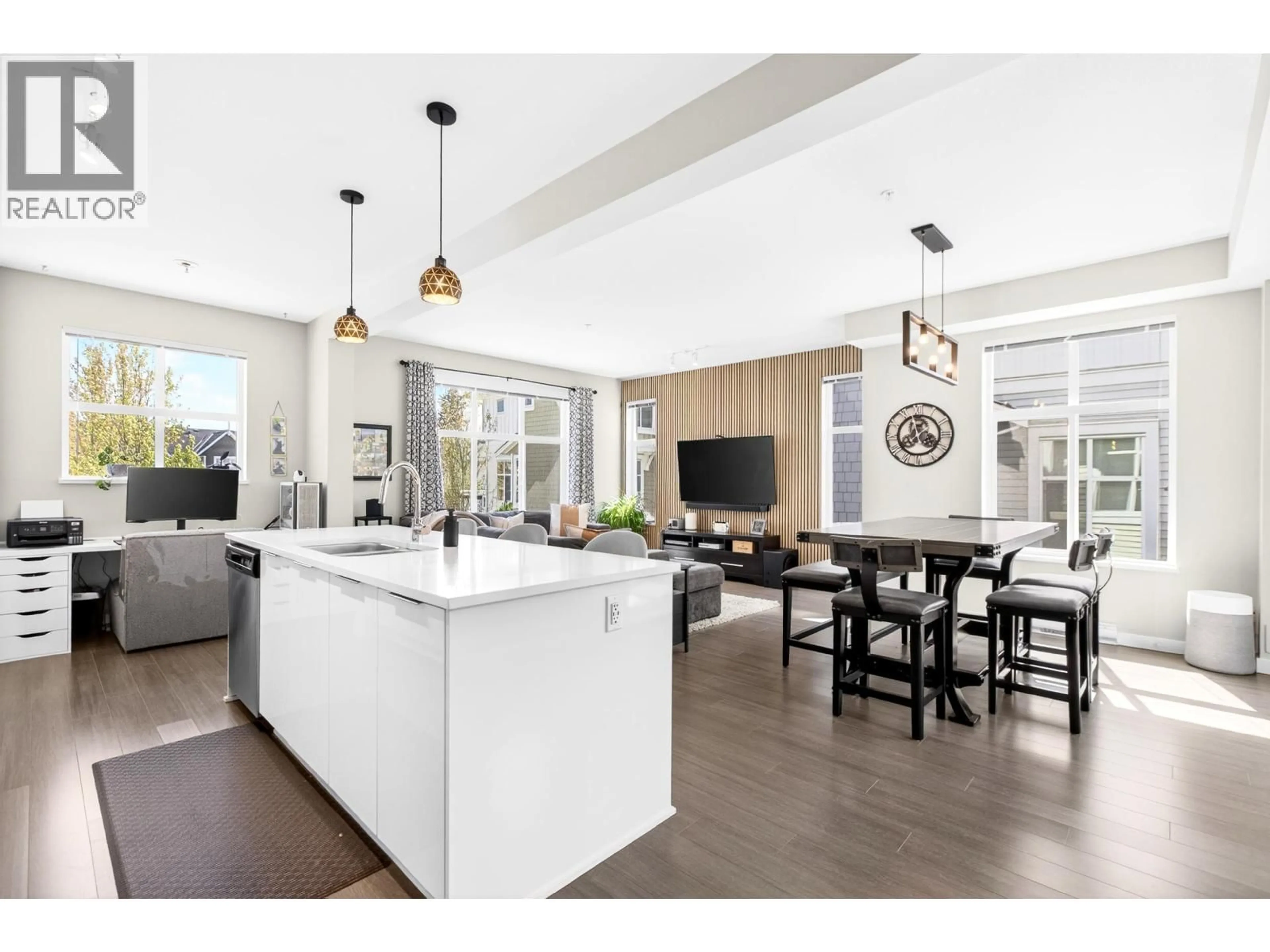 Open concept kitchen, unknown for 801 - 11295 PAZARENA PLACE, Maple Ridge British Columbia V2X4K9